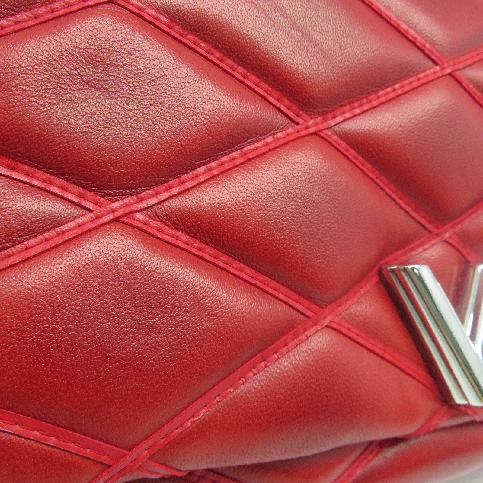 LOUIS VUITTON **【清倉大減價】Malletage Go-14 PM銀扣鏈帶肩背袋紅色