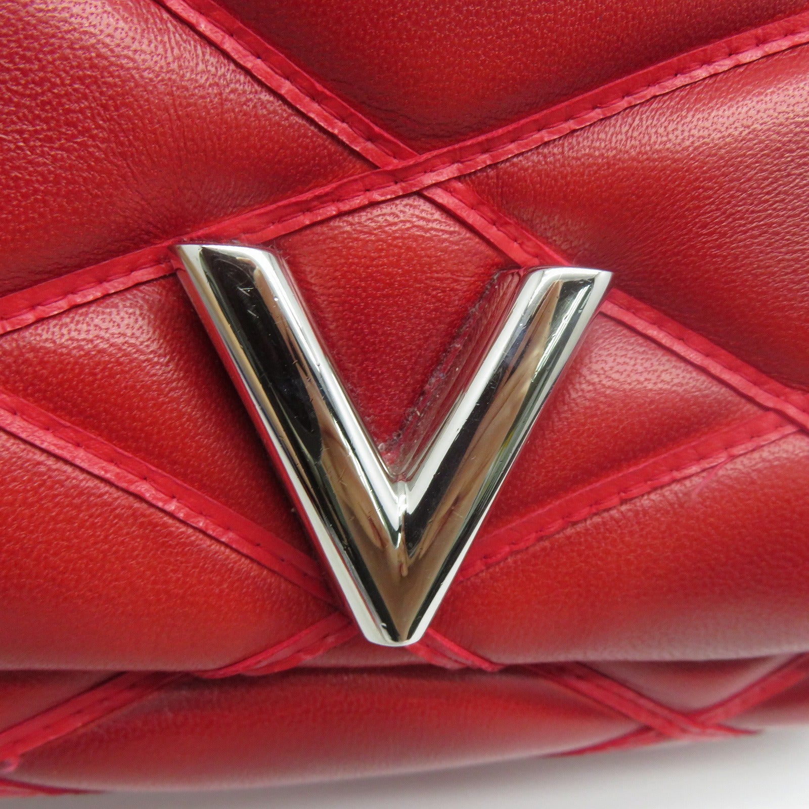 LOUIS VUITTON **【清倉大減價】Malletage Go-14 PM銀扣鏈帶肩背袋紅色