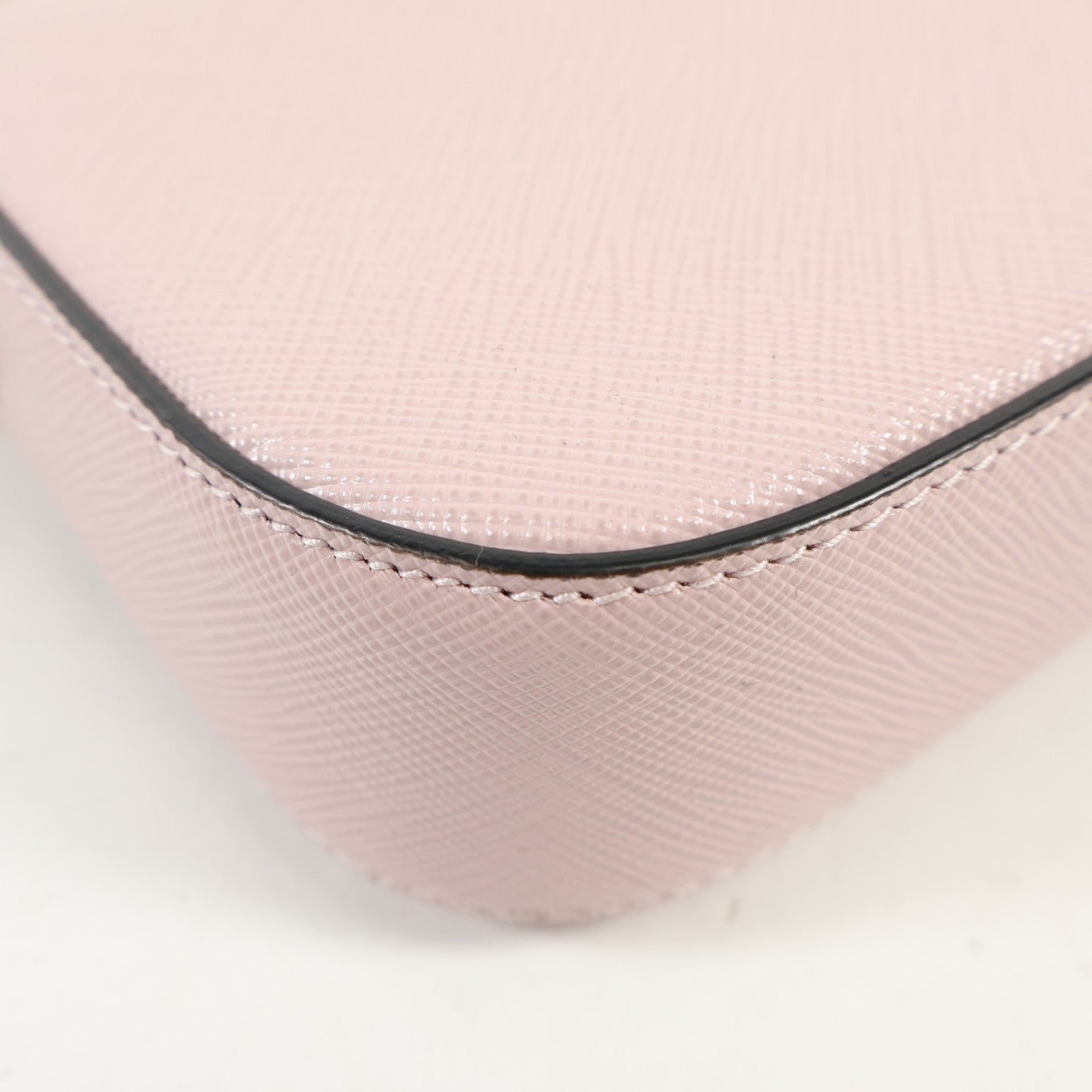 PRADA 牛皮皮革Shoulder Bag金扣肩背袋