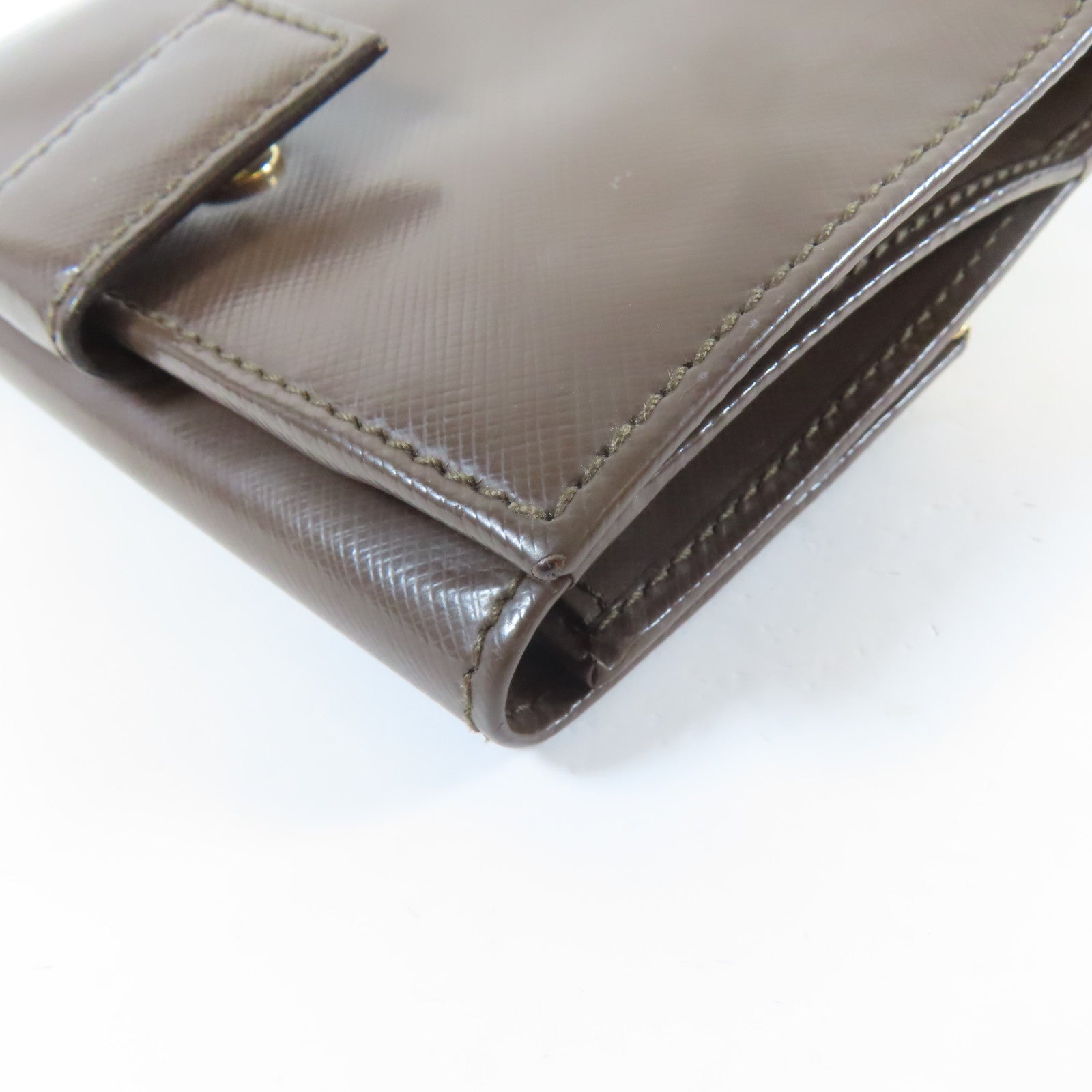 Salvatore Ferragamo 【激減優惠】牛皮皮革Bifold Wallet金扣錢包啡色