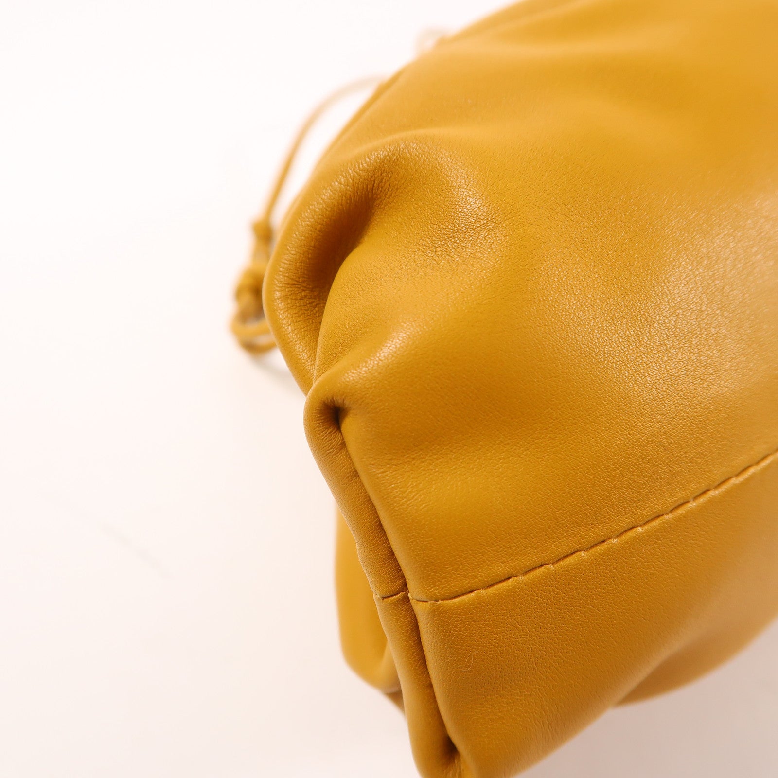 BOTTEGA VENETA 羊皮皮革Shoulder Bag金扣肩背袋