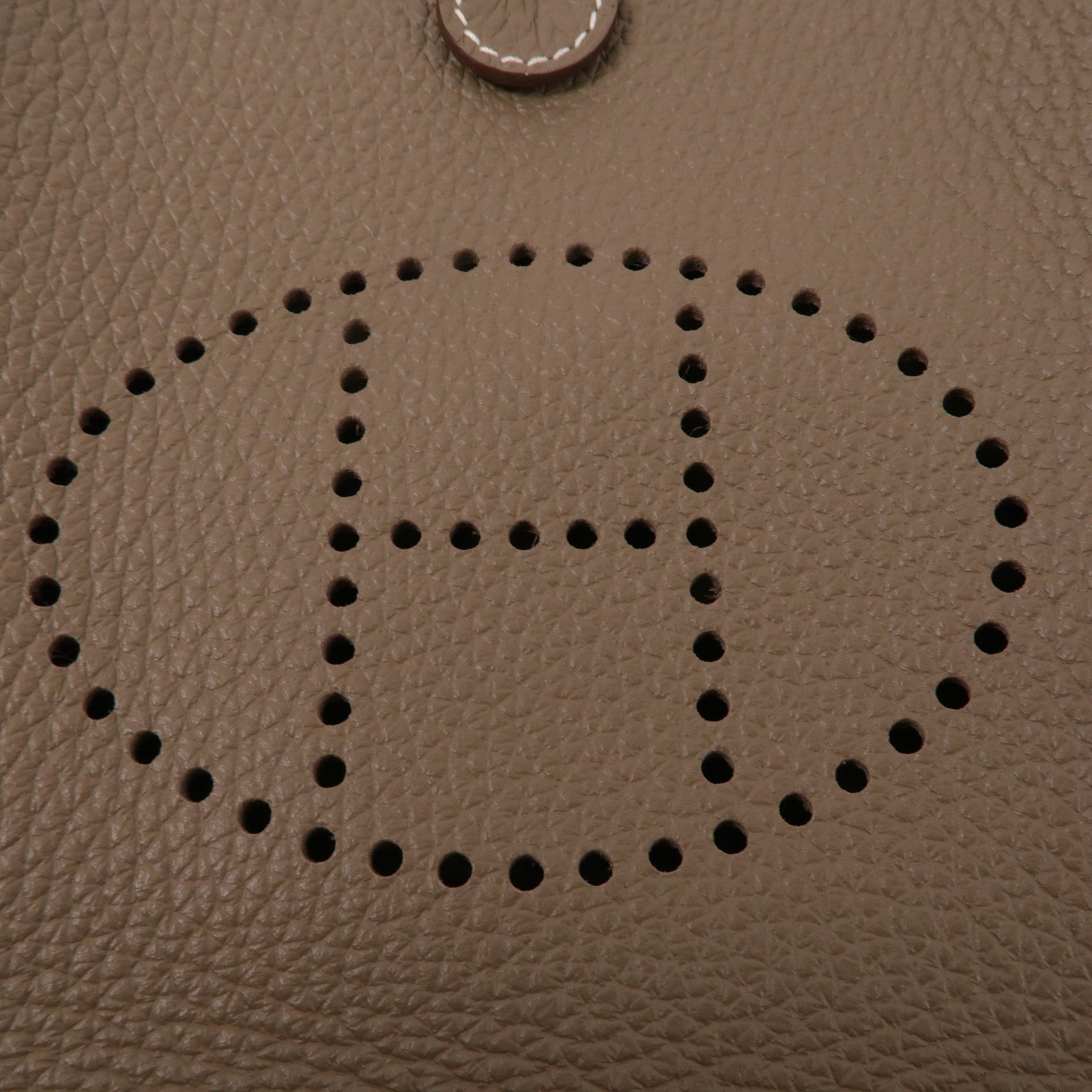 HERMES Clemence皮革Evelyne TPM肩背袋Etoupe