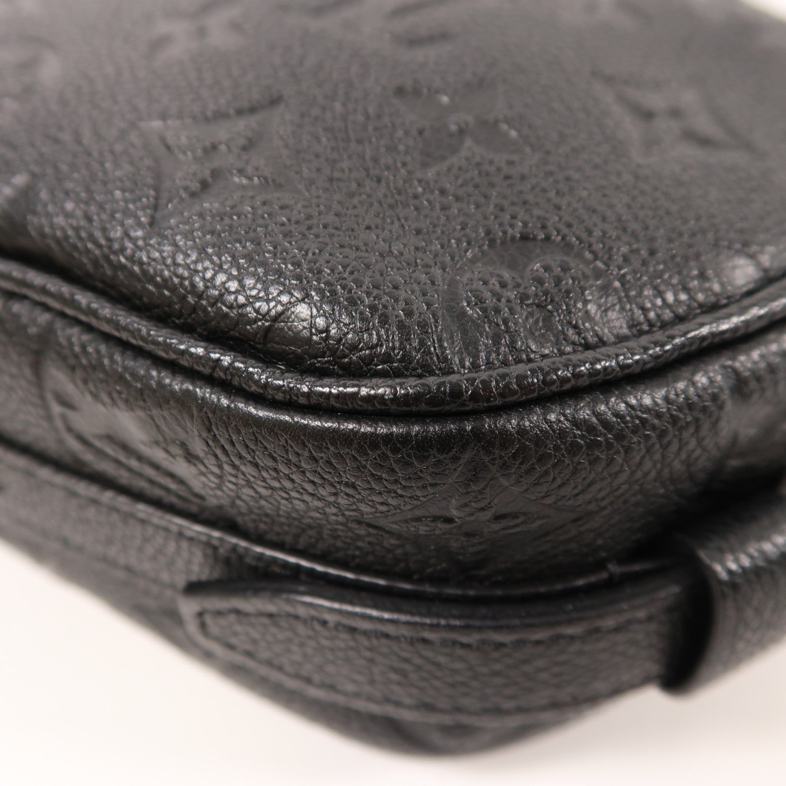 LOUIS VUITTON Monogram Empreinte Boite Chapeau金扣肩背袋