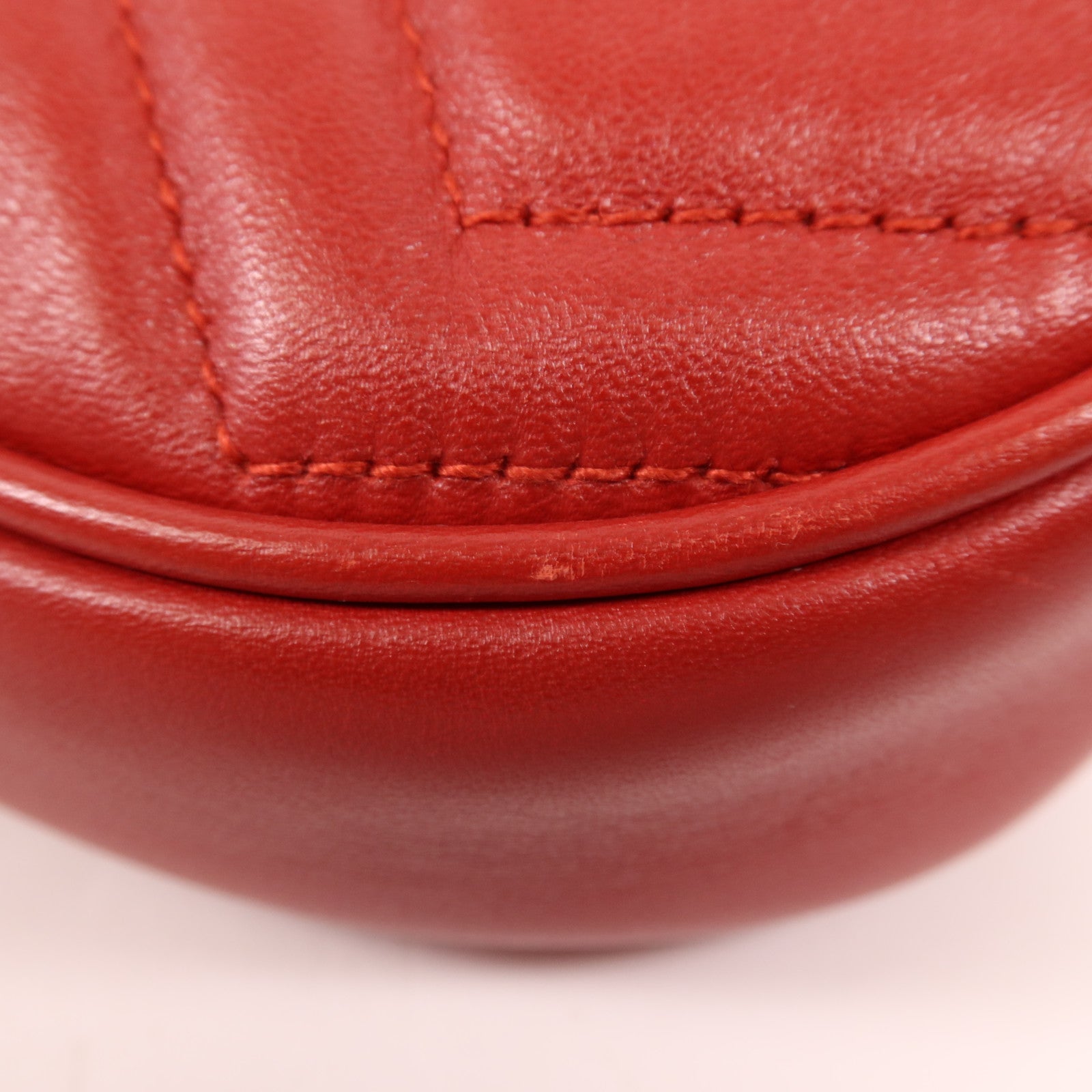 GUCCI 羊皮皮革GG Marmont金扣腰包