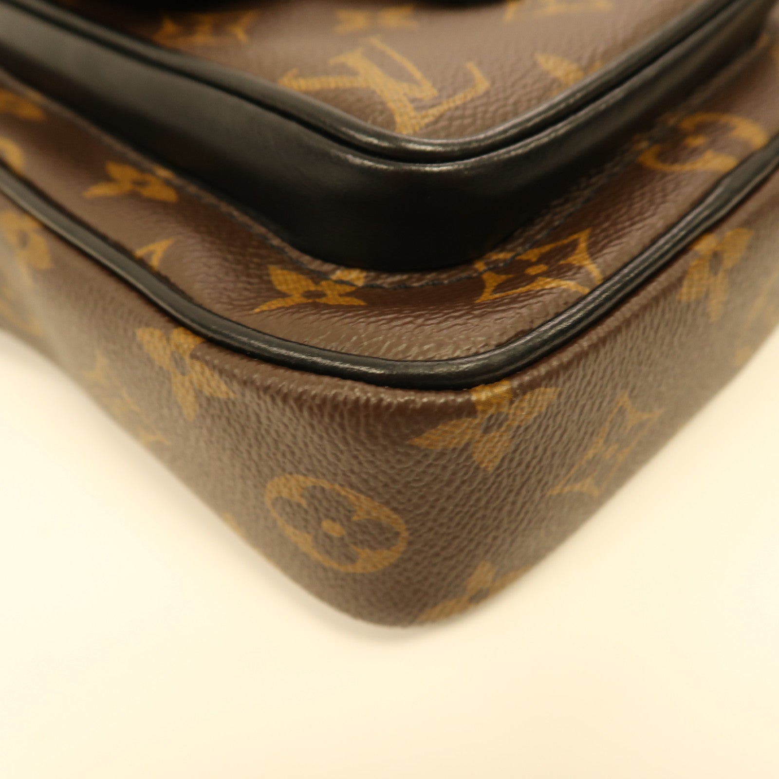 LOUIS VUITTON Monogram Christopher銀扣肩背袋黑色/啡色