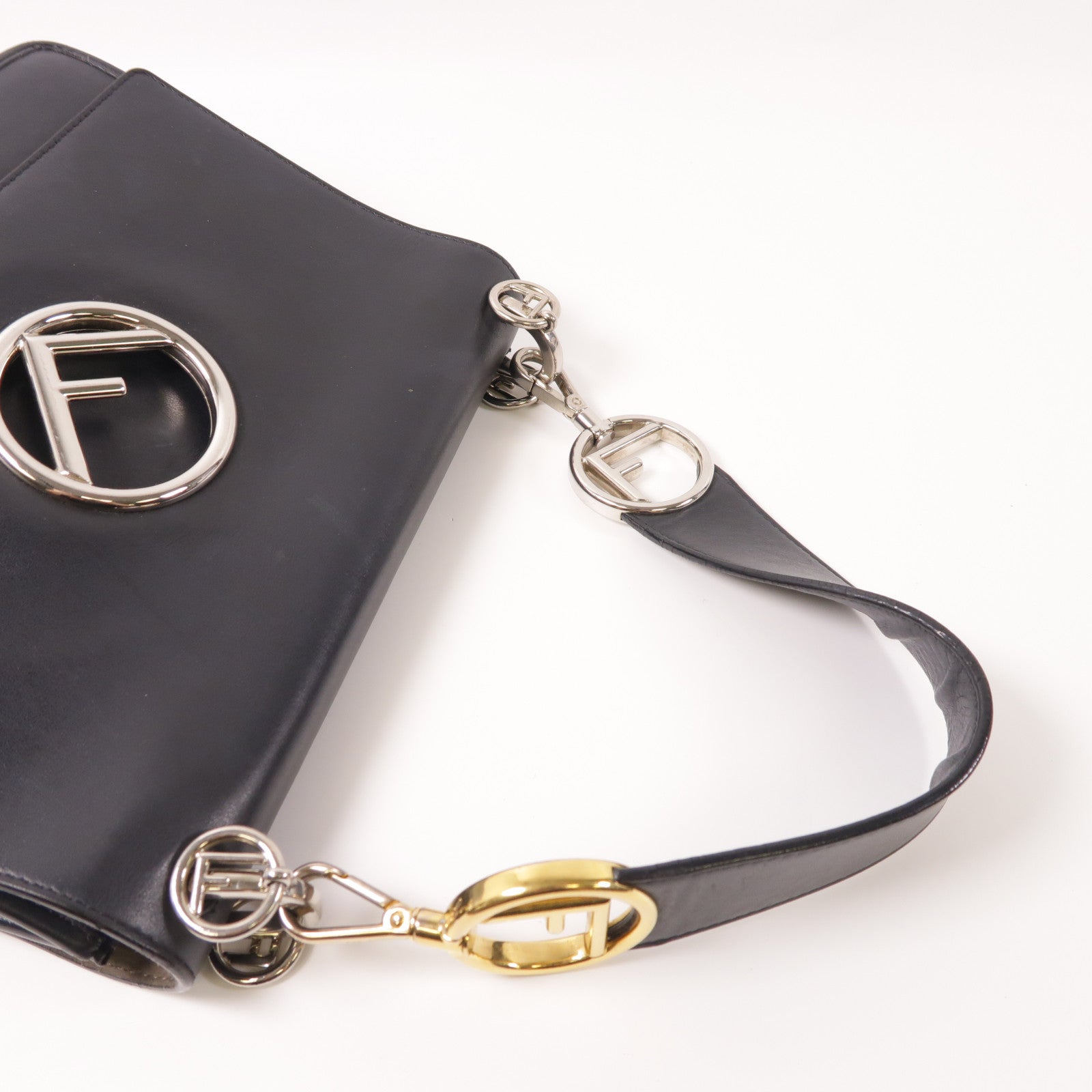 FENDI 牛皮皮革Kan I手挽肩背兩用袋