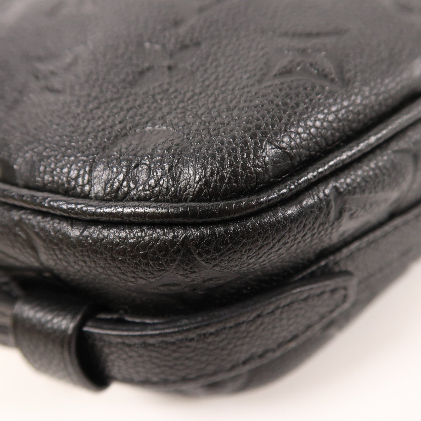 LOUIS VUITTON Monogram Empreinte Boite Chapeau金扣肩背袋