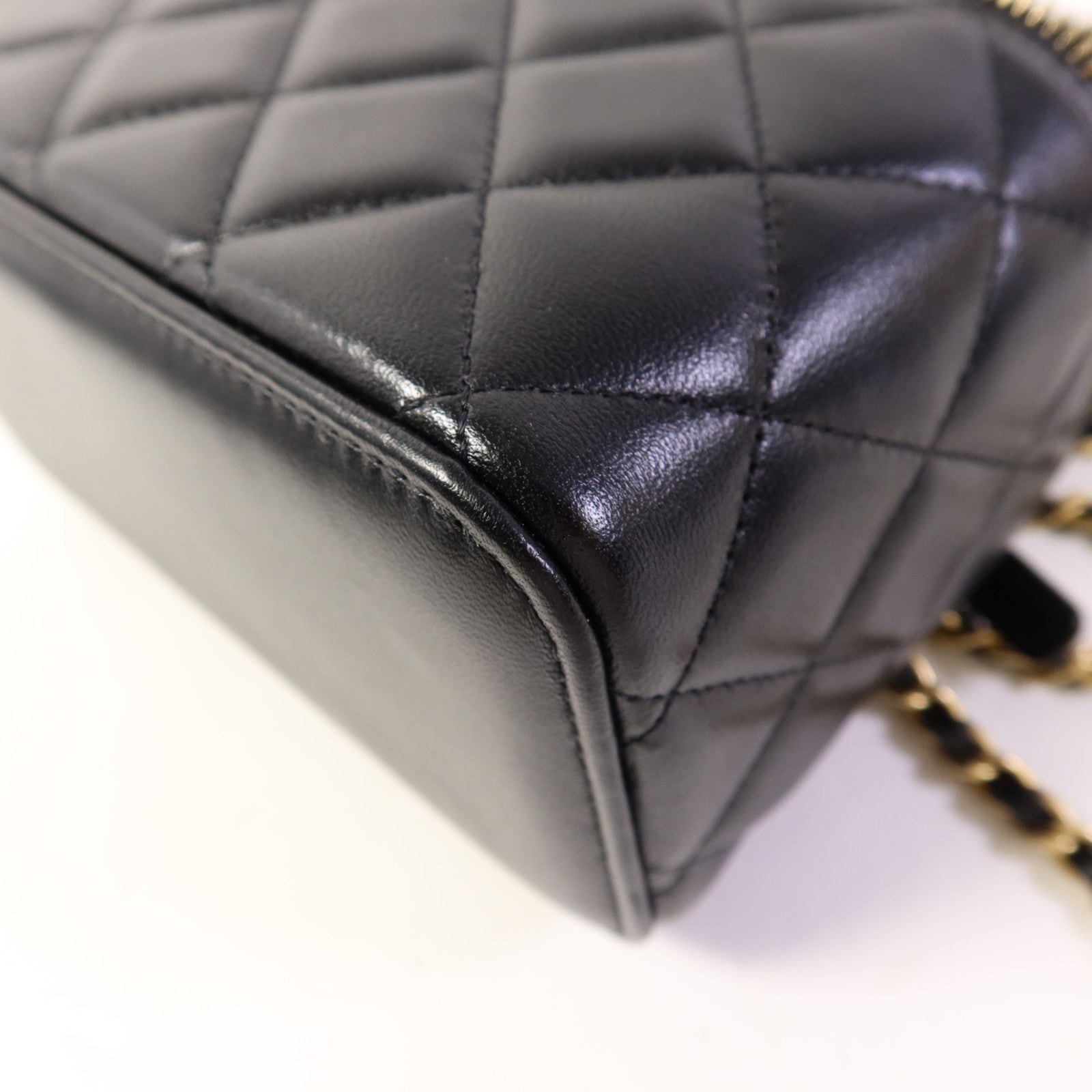 CHANEL 羊皮皮革Vanity Case金扣鏈帶手挽肩背兩用袋