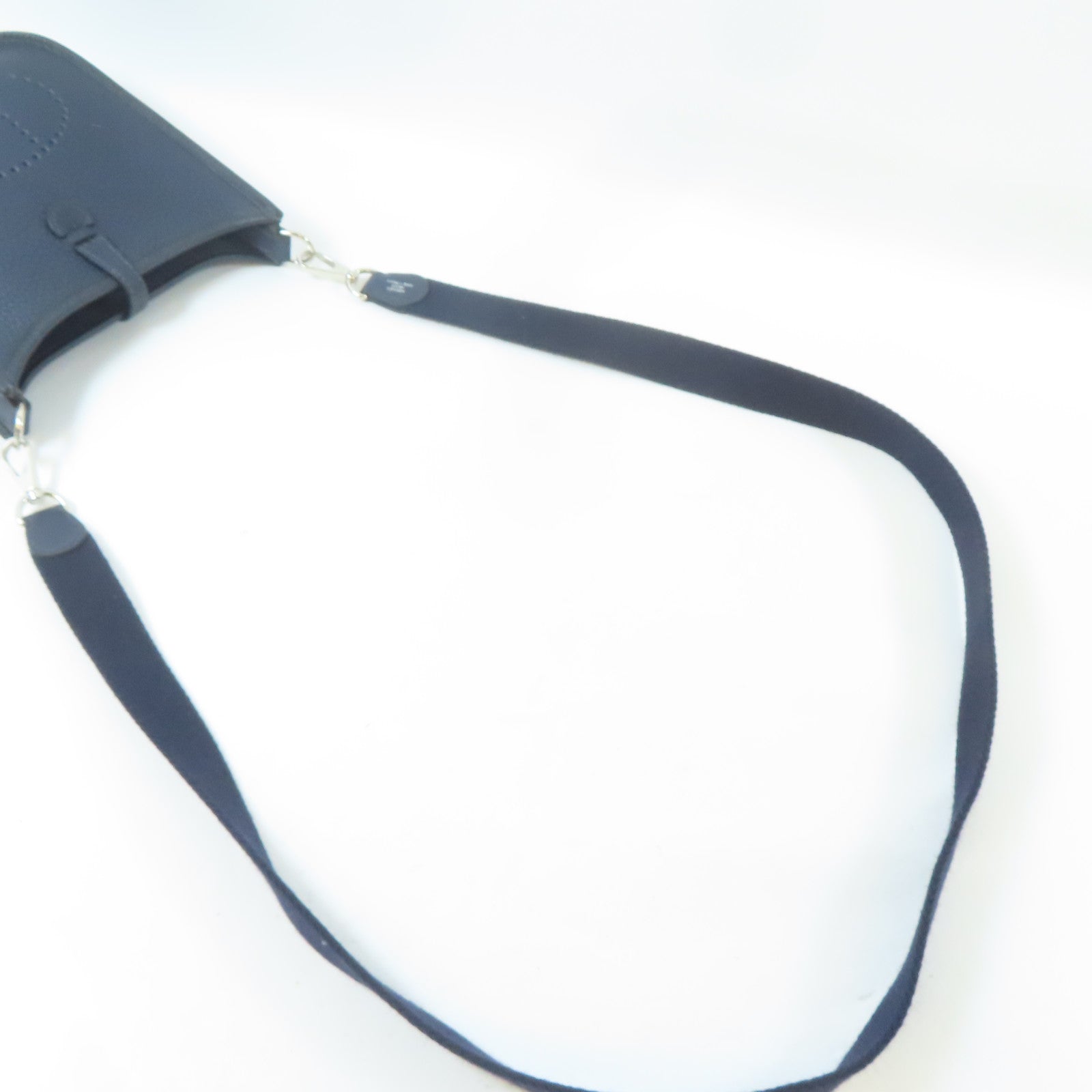 HERMES Clemence皮革Evelyne TPM銀扣肩背袋Bleu Nuit/深夜藍色