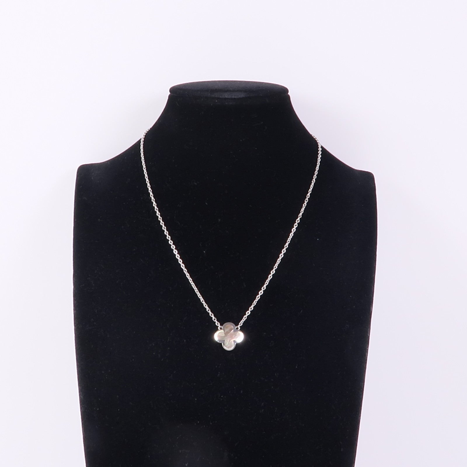 Van Cleef & Arpels 18K白金Pure Alhambra珍珠母貝項鍊