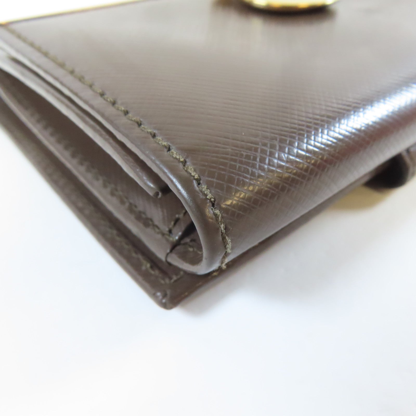 Salvatore Ferragamo 【激減優惠】牛皮皮革Bifold Wallet金扣錢包啡色