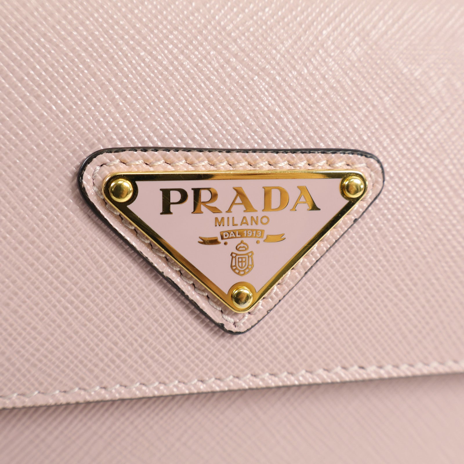 PRADA 牛皮皮革Shoulder Bag金扣肩背袋