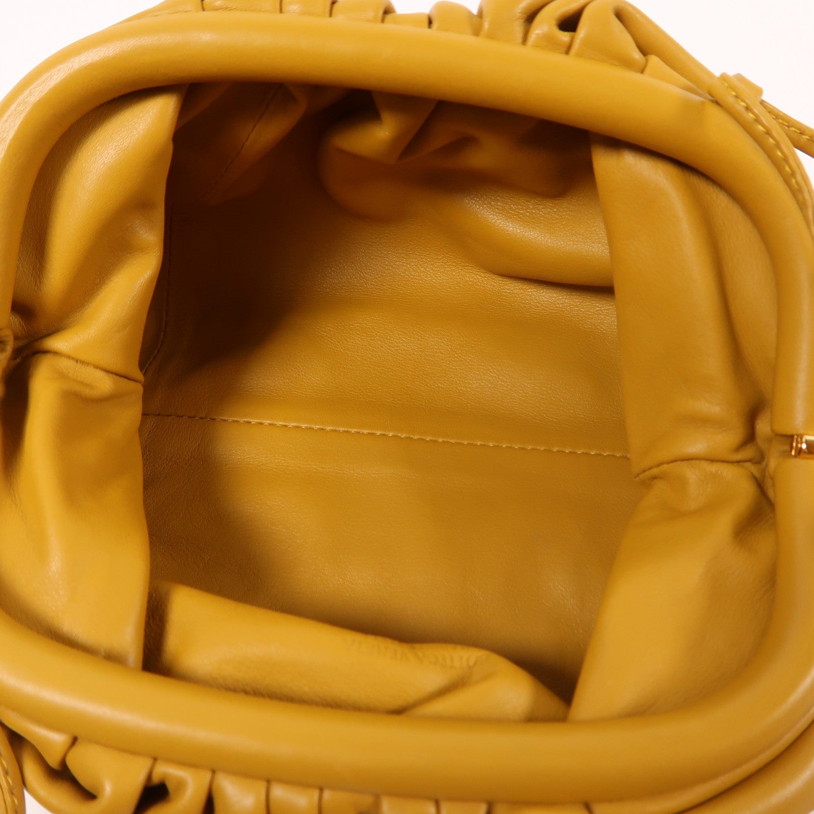 BOTTEGA VENETA 羊皮皮革Shoulder Bag金扣肩背袋