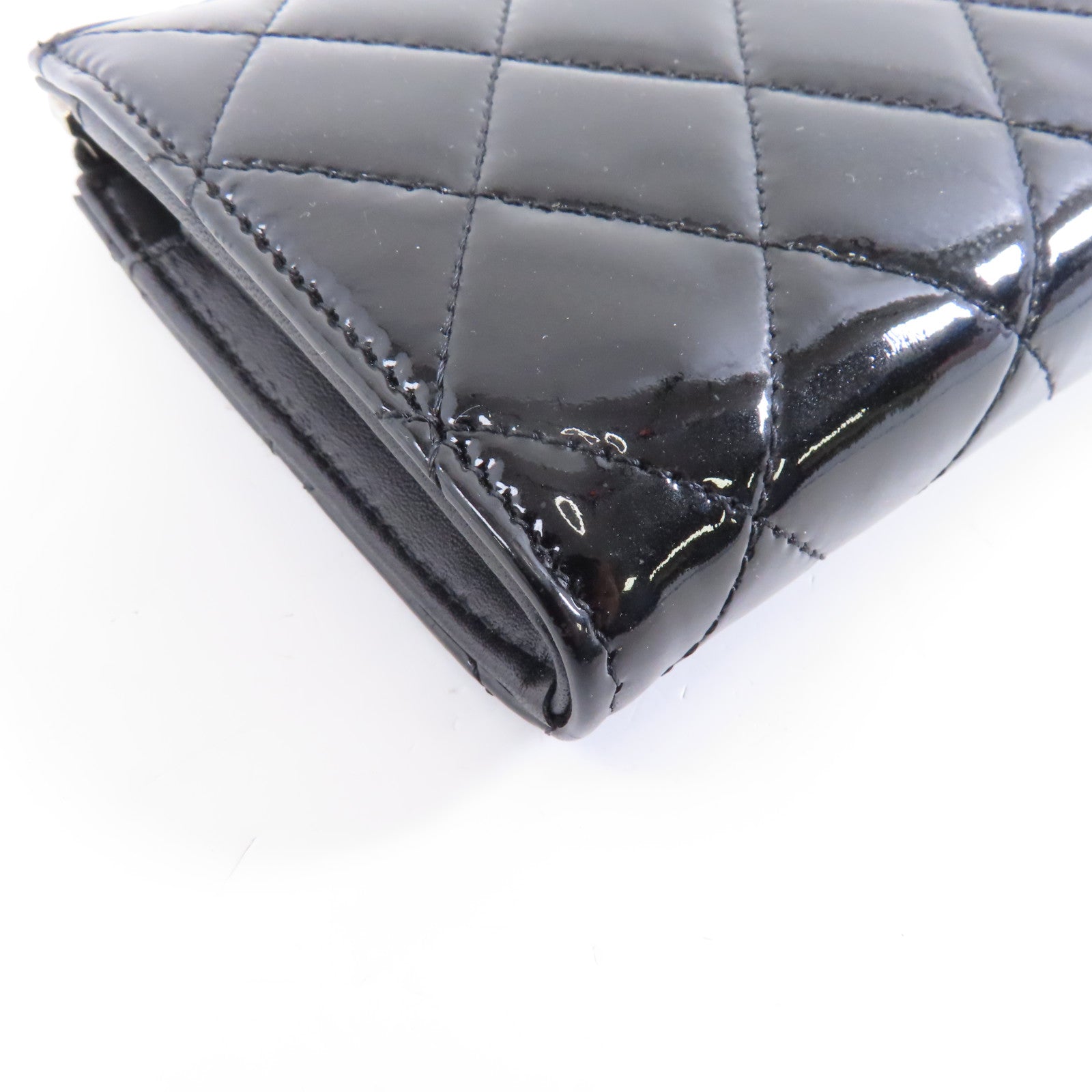 CHANEL 菱格漆皮皮革Wallet銀扣長錢包黑色
