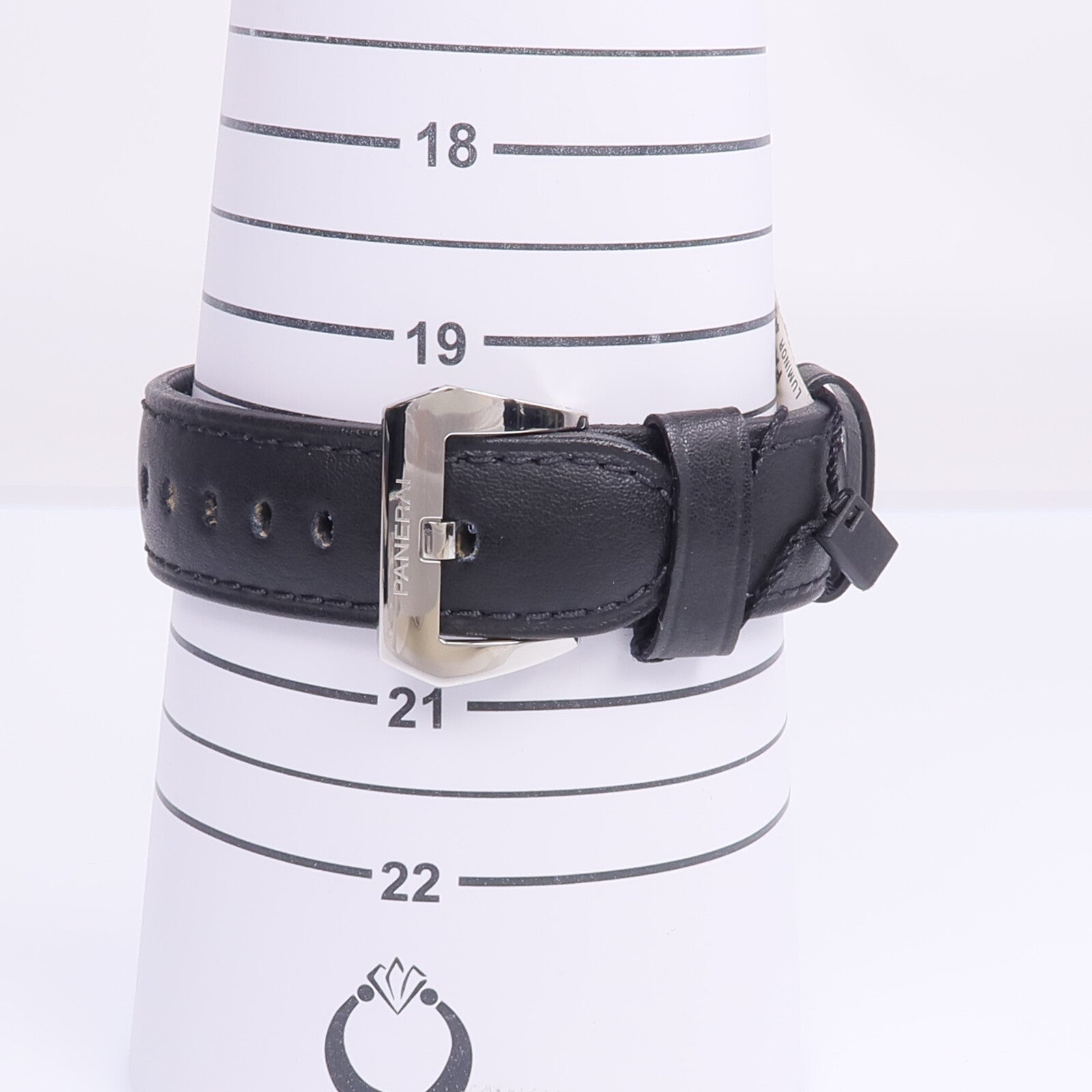 PANERAI Luminor Base PAM00000
