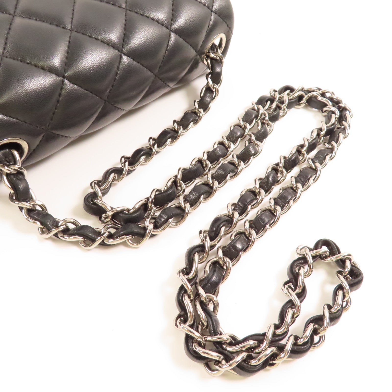 CHANEL 羊皮皮革Mini Classic 17銀扣肩背袋黑色