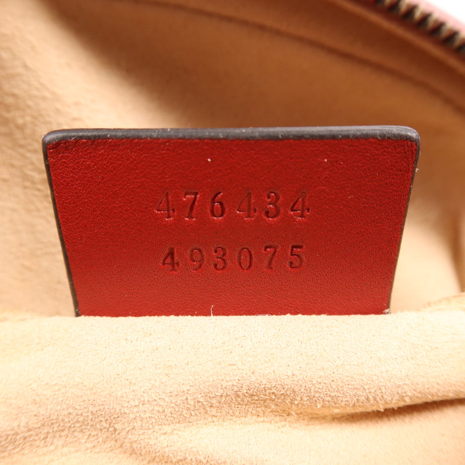 GUCCI 羊皮皮革GG Marmont金扣腰包