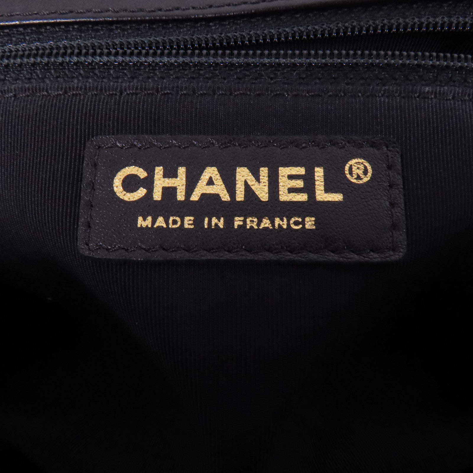 CHANEL 羊皮皮革Boy Chanel 28金扣鏈帶肩背袋