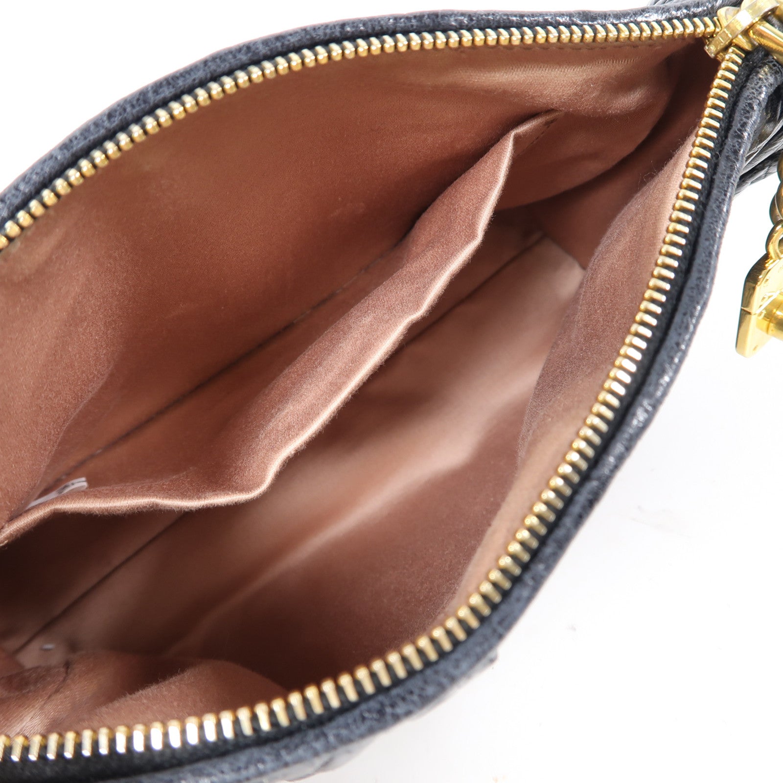 Miu Miu 羊皮皮革Hand Bag金扣手挽袋黑色