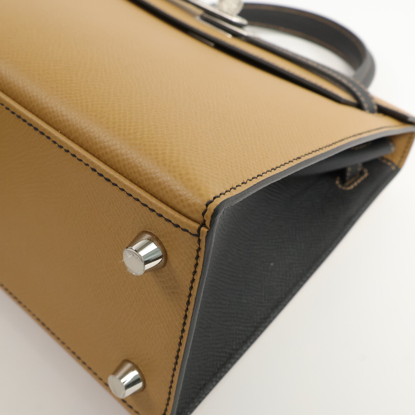 HERMES Epsom皮革Kelly Sellier 25手挽袋Noir/Biscuit