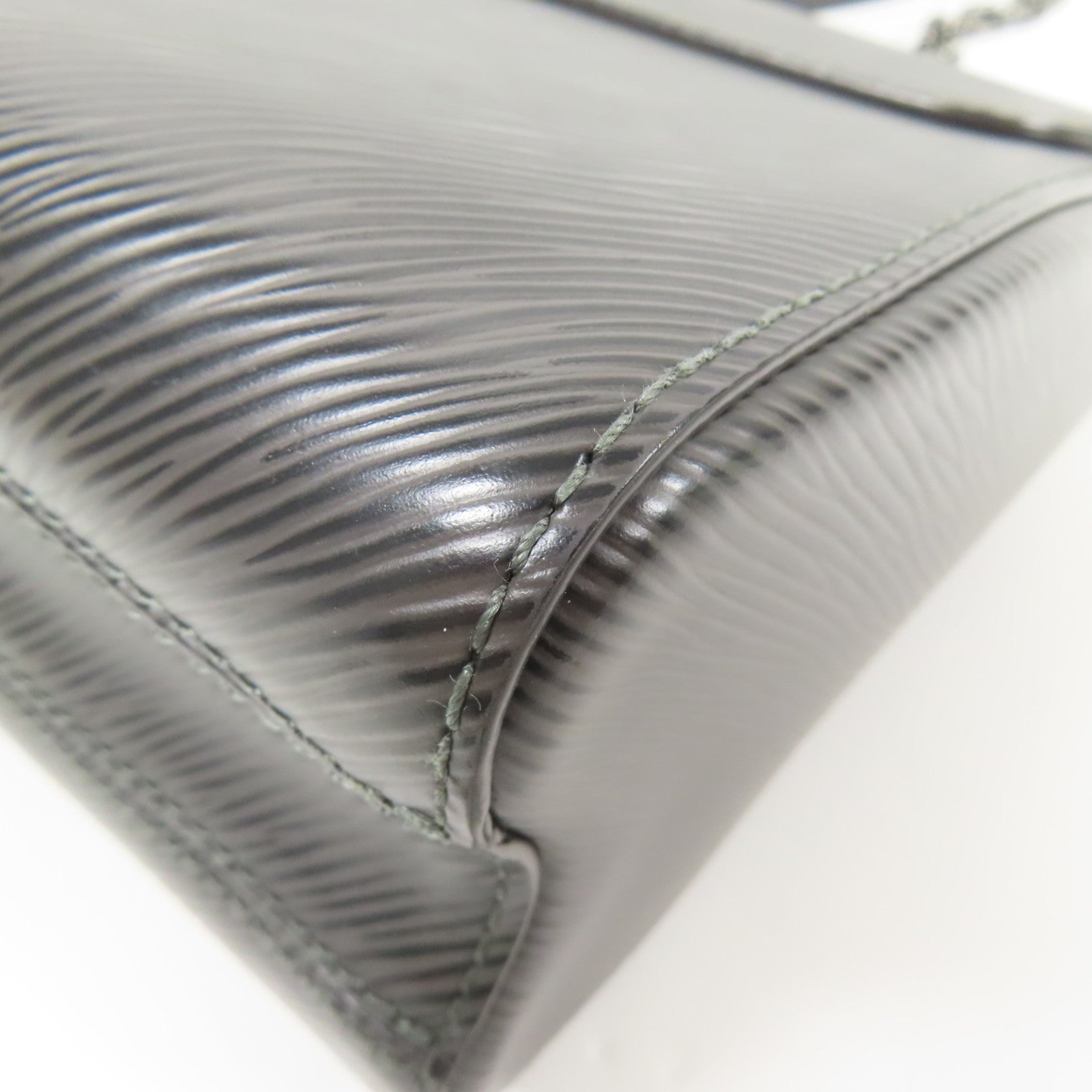 LOUIS VUITTON Epi Twist MM肩背袋