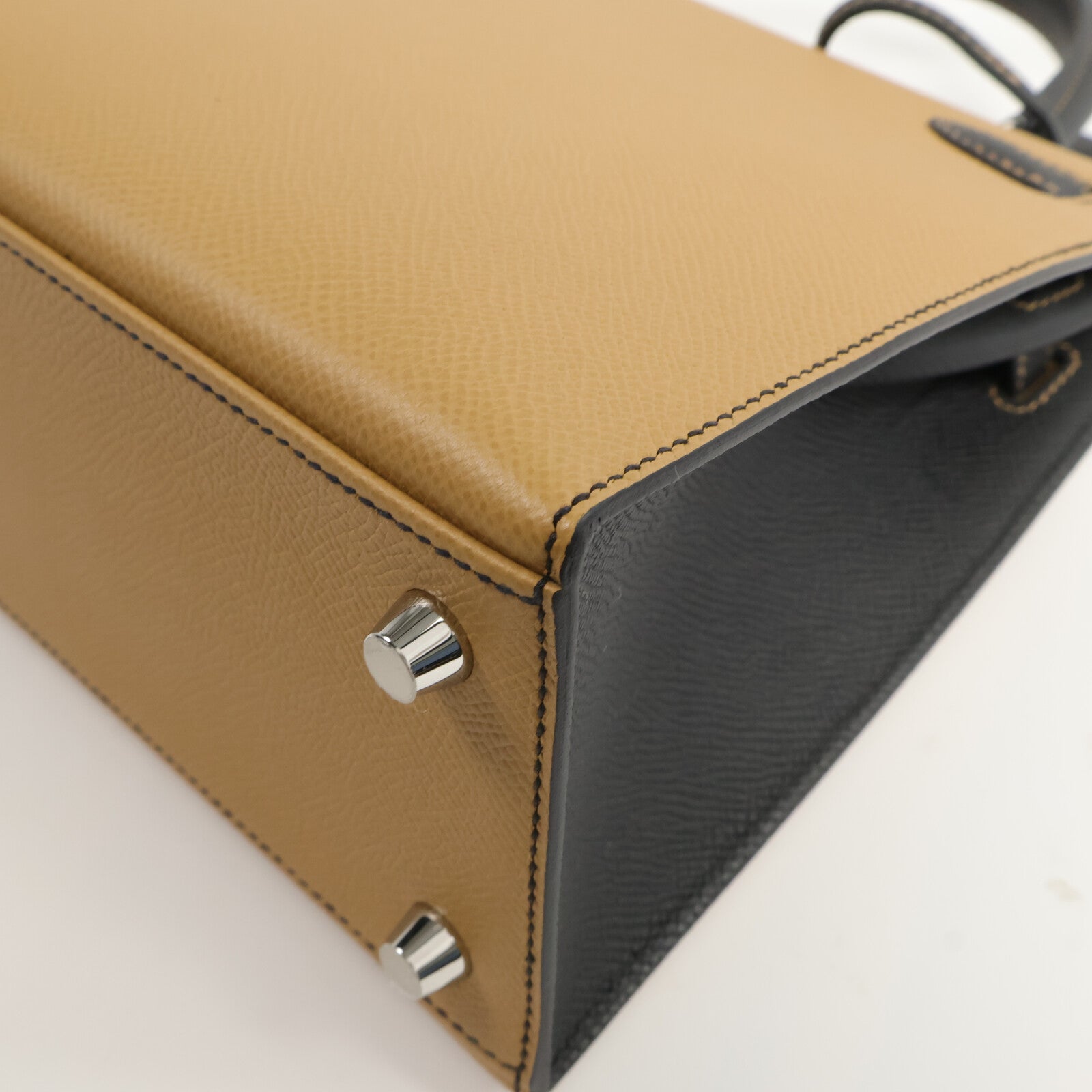 HERMES Epsom皮革Kelly Sellier 25手挽袋Noir/Biscuit