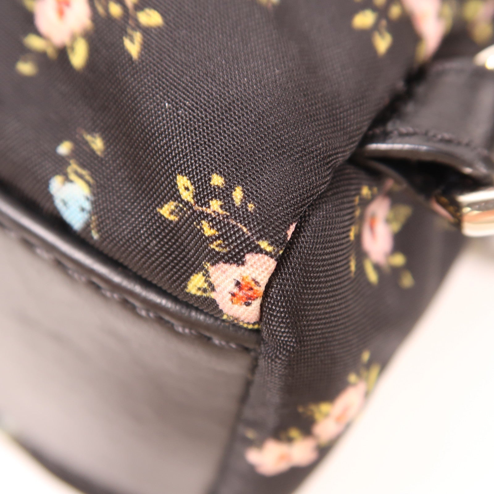 GIVENCHY 尼龍Mini Backpack銀扣背包
