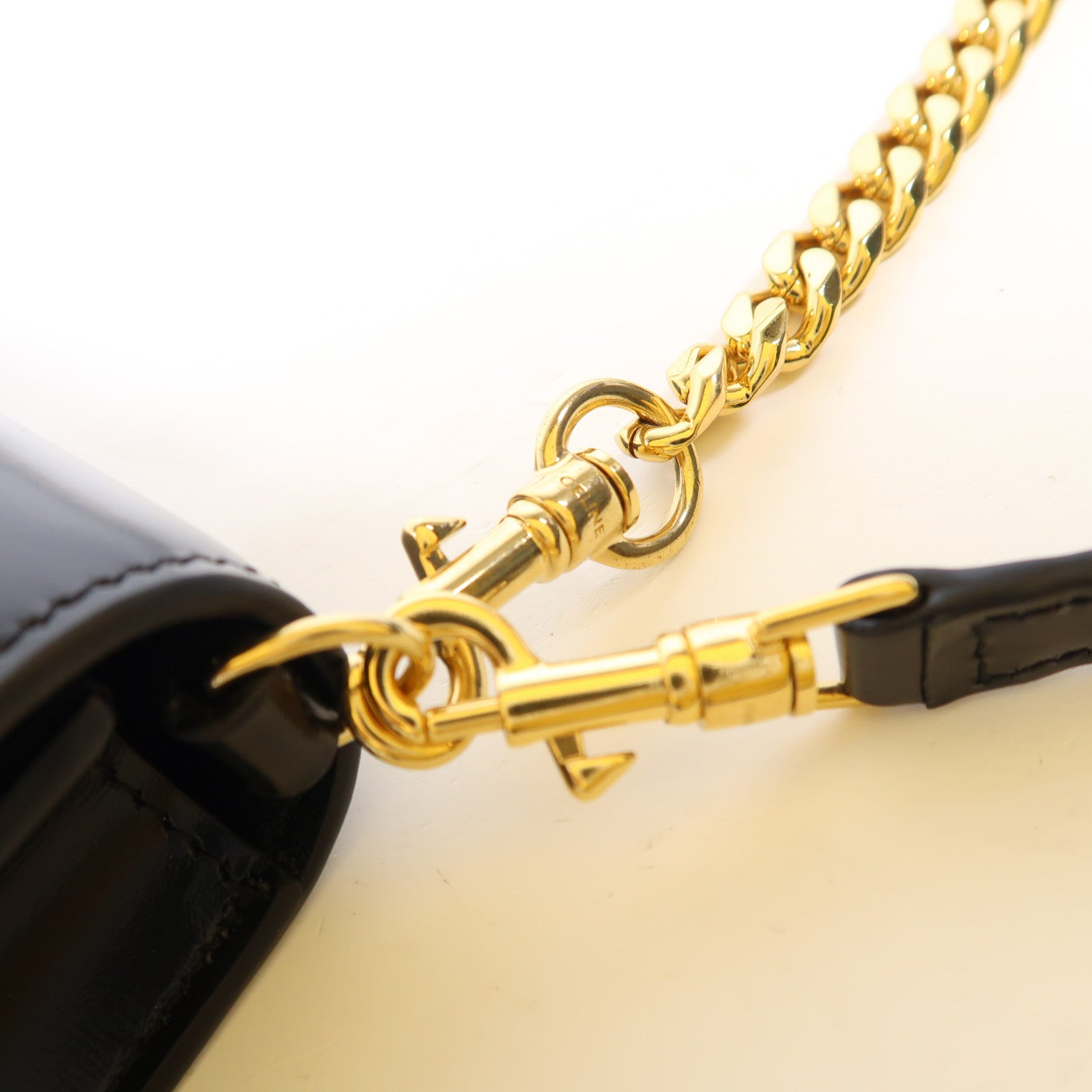 CELINE 牛皮皮革Claude金扣鏈帶肩背袋