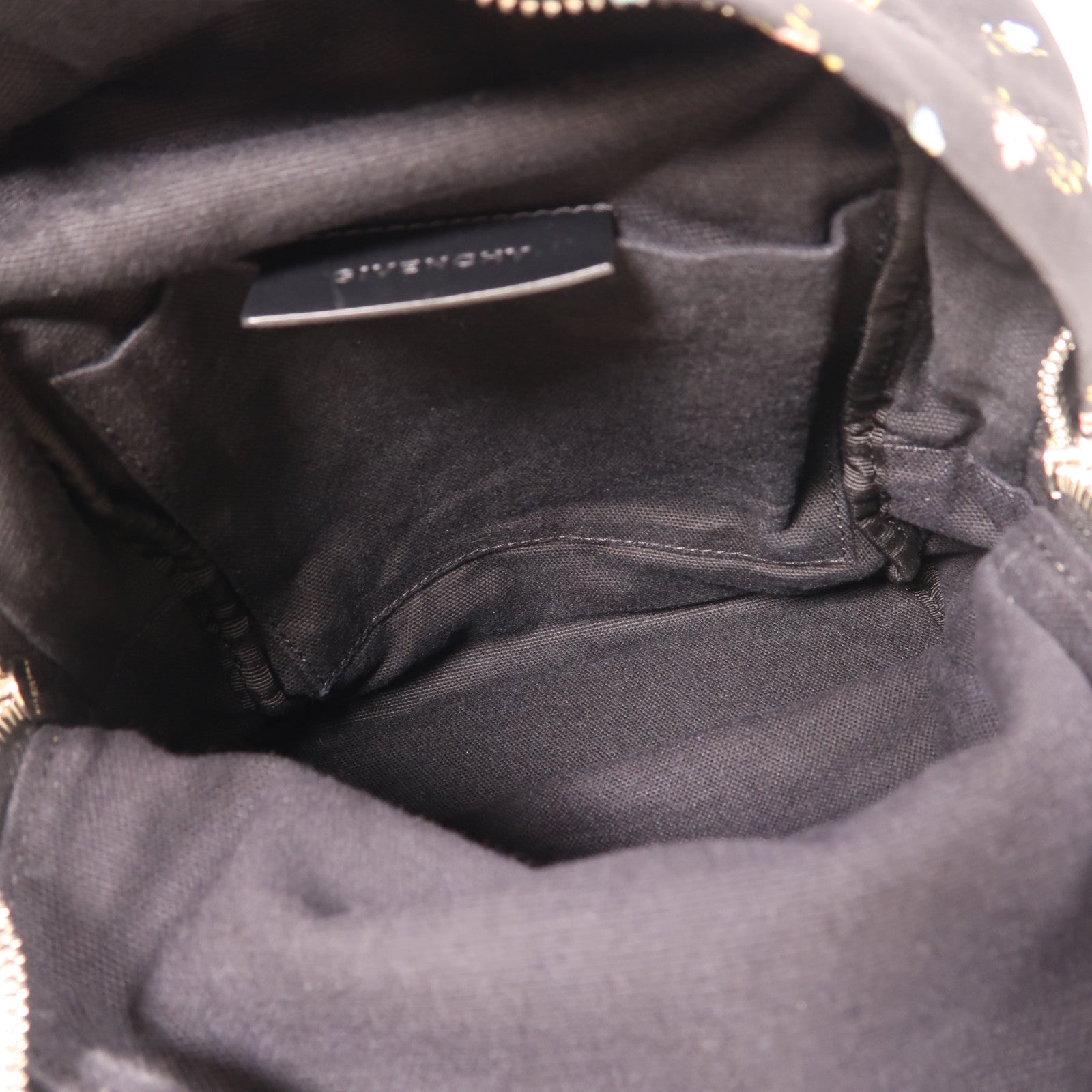 GIVENCHY 尼龍Mini Backpack銀扣背包