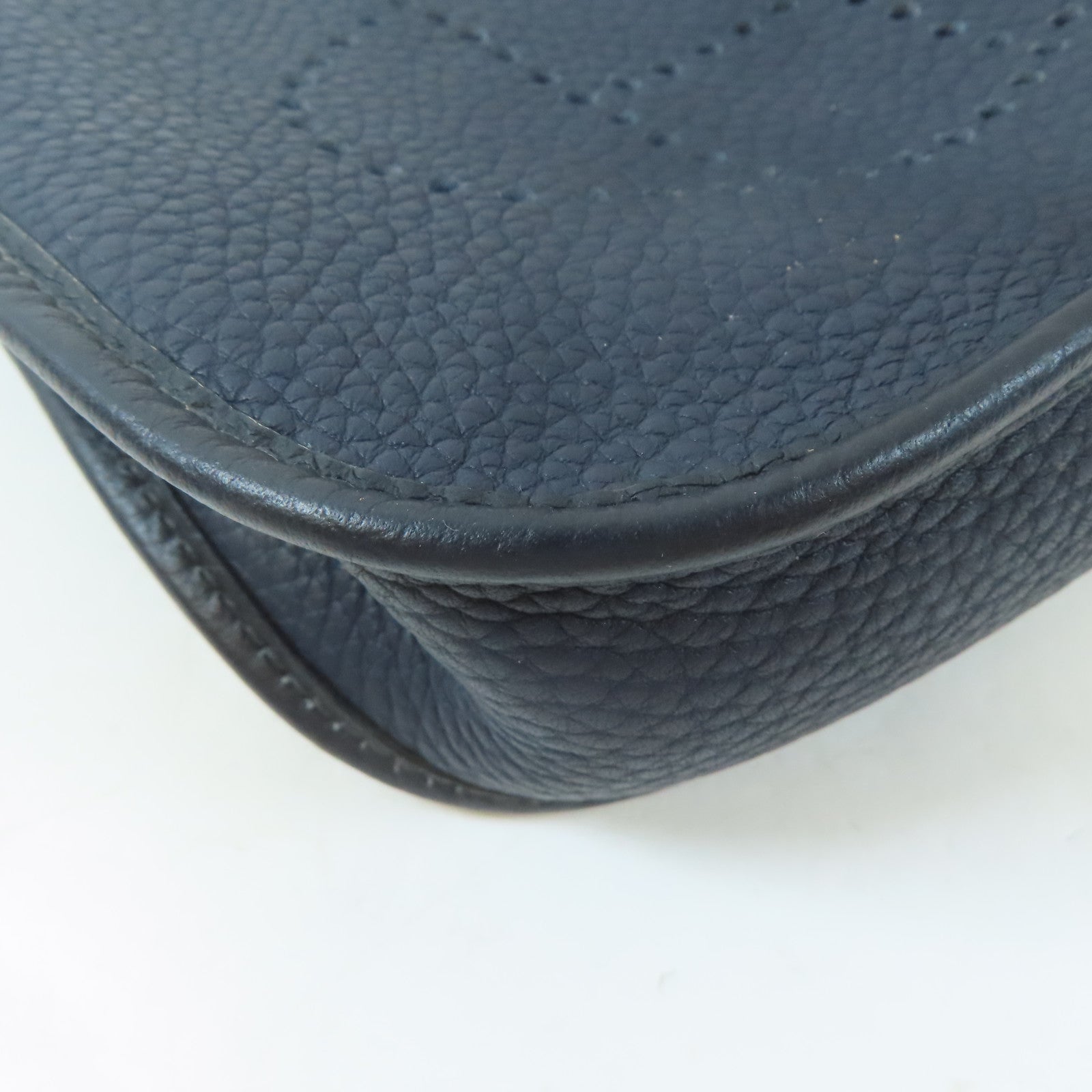 HERMES Clemence皮革Evelyne TPM銀扣肩背袋Bleu Nuit/深夜藍色