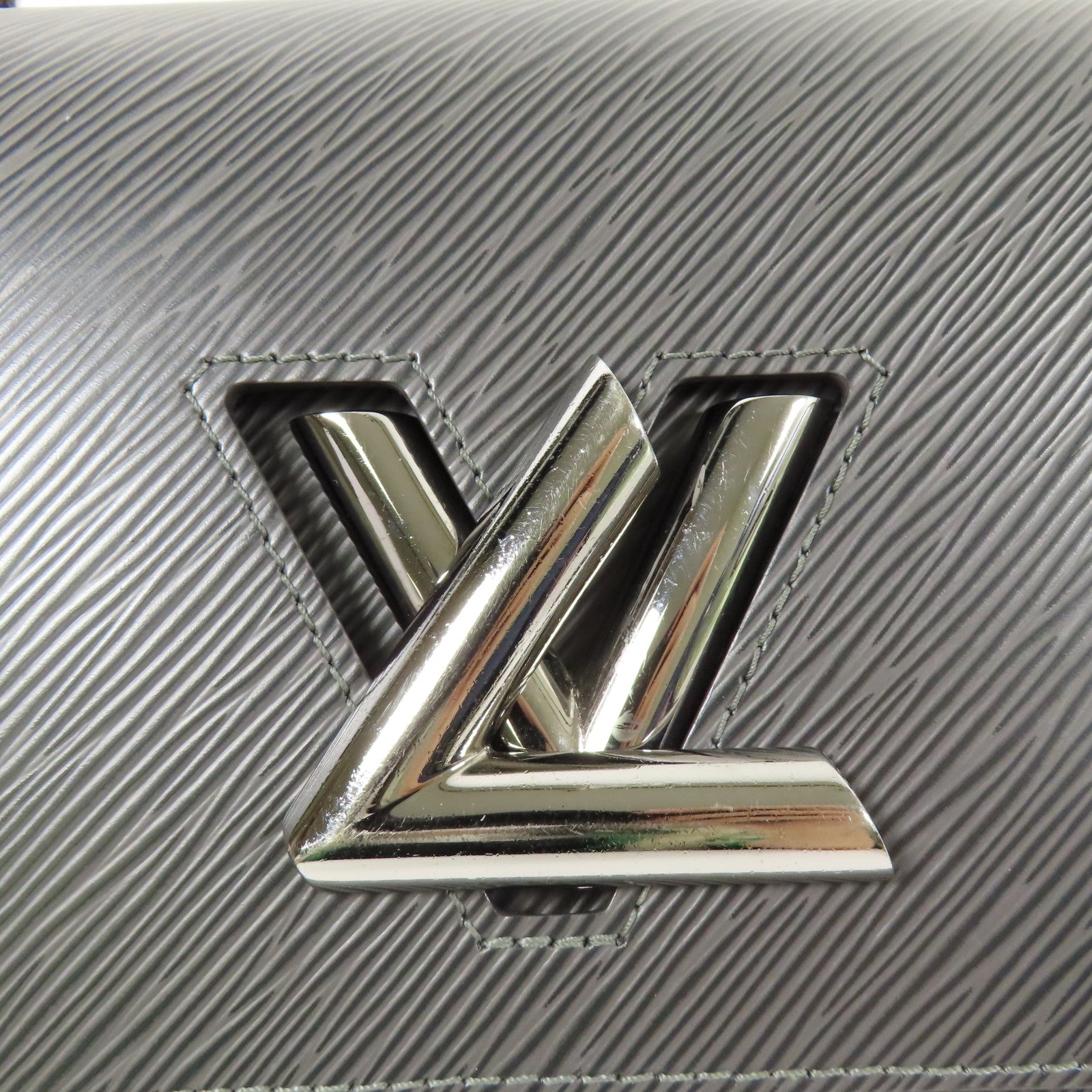 LOUIS VUITTON Epi Twist MM肩背袋