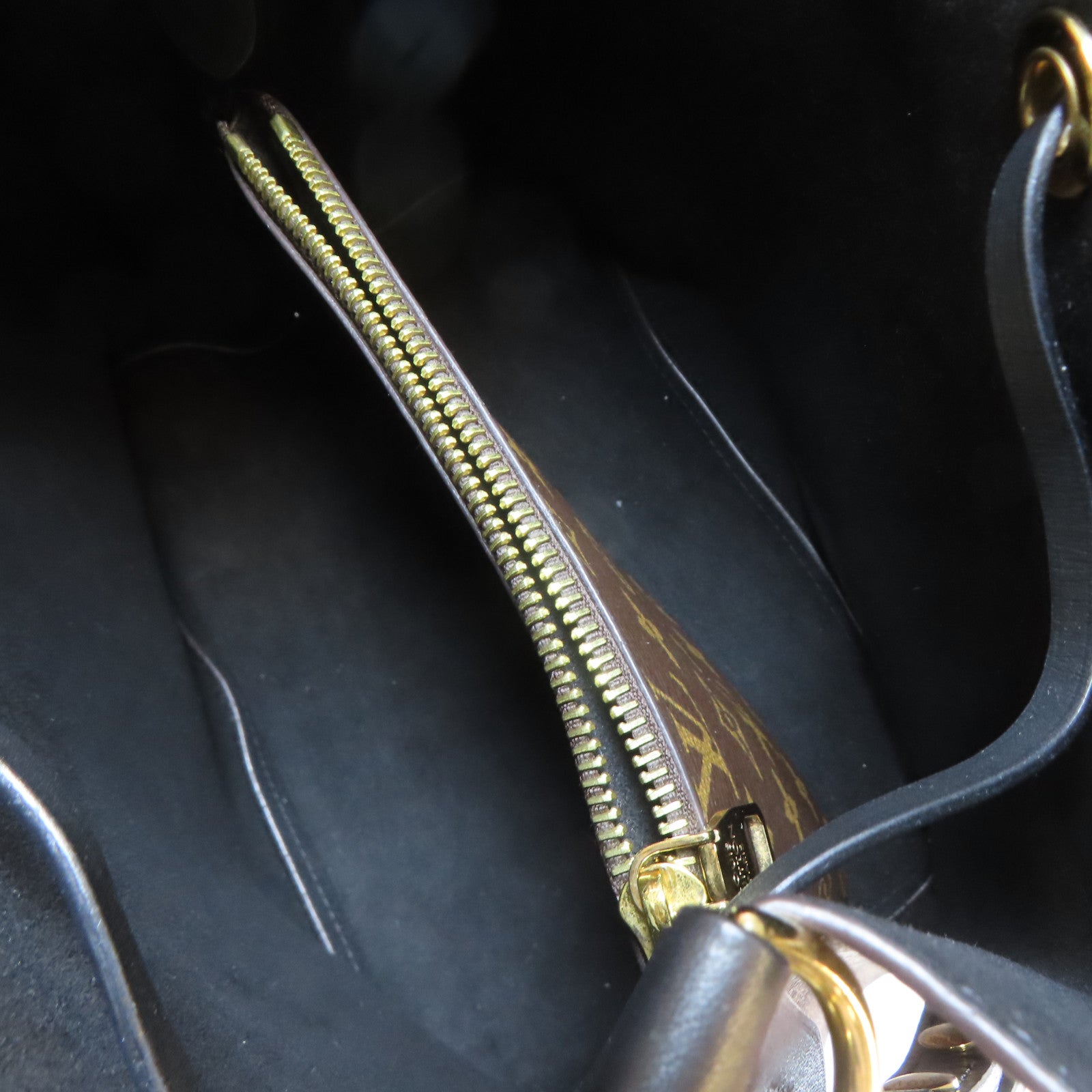 LOUIS VUITTON Monogram NeoNoe MM金扣肩背袋啡色