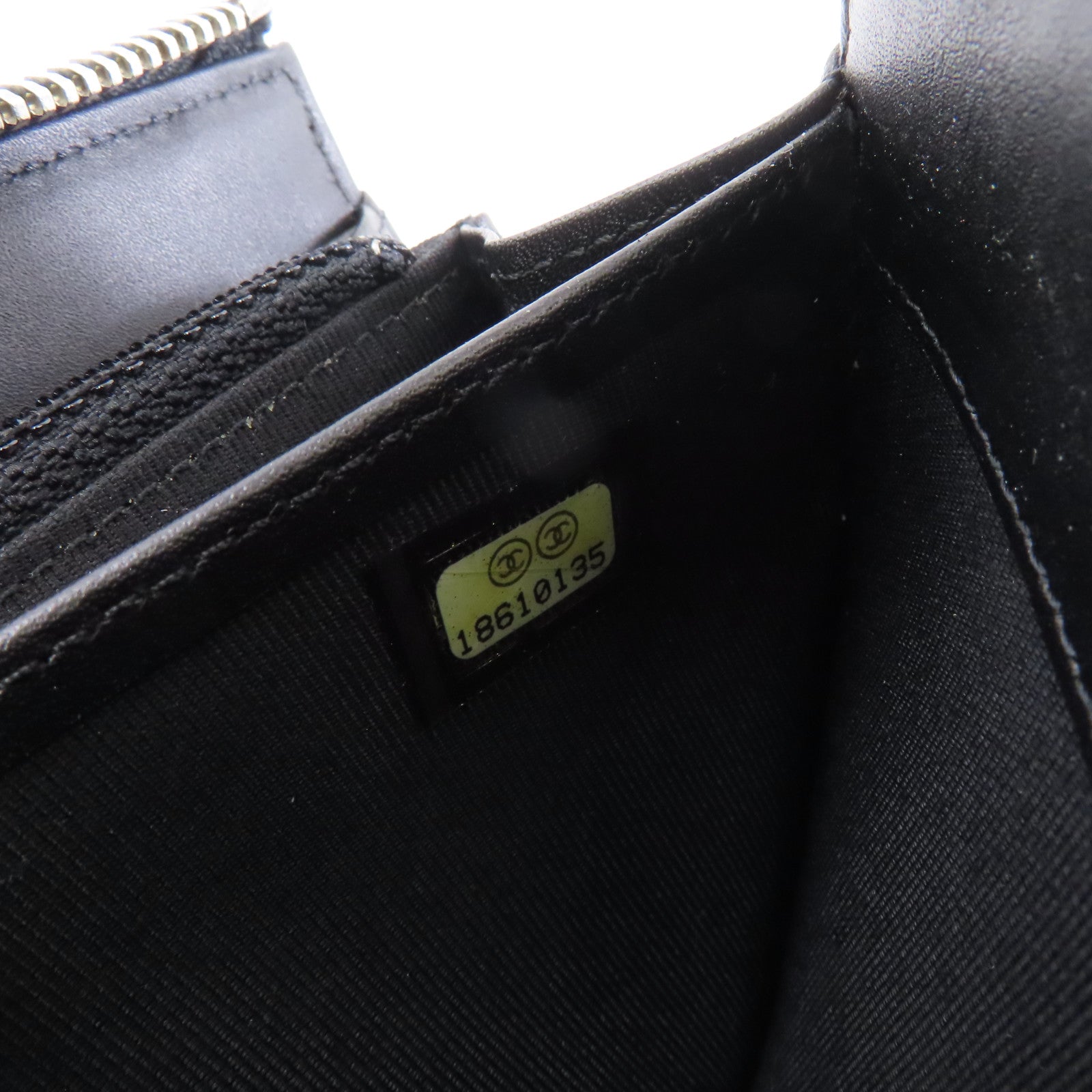 CHANEL 菱格漆皮皮革Wallet銀扣長錢包黑色