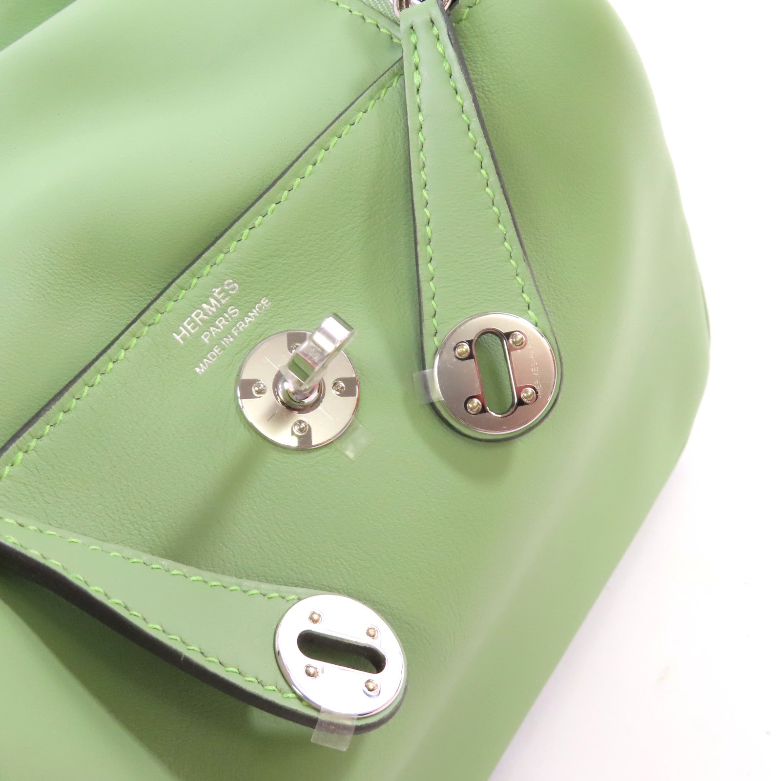 HERMES Swift皮革Mini Lindy Shoulder Bag銀扣肩背袋Vert Criquet牛油果綠色