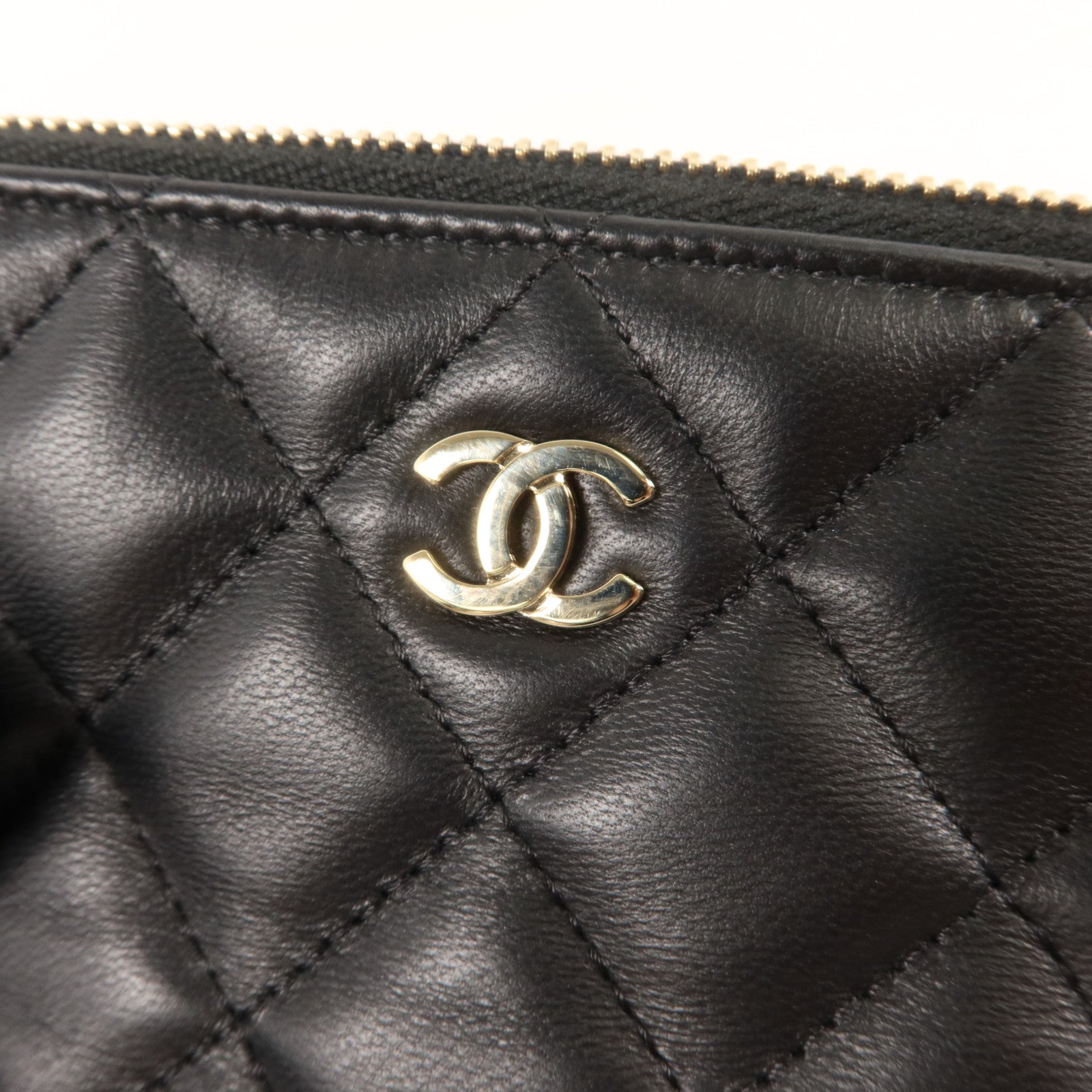 CHANEL 羊皮皮革Chain Shoulder金扣鏈帶肩背袋