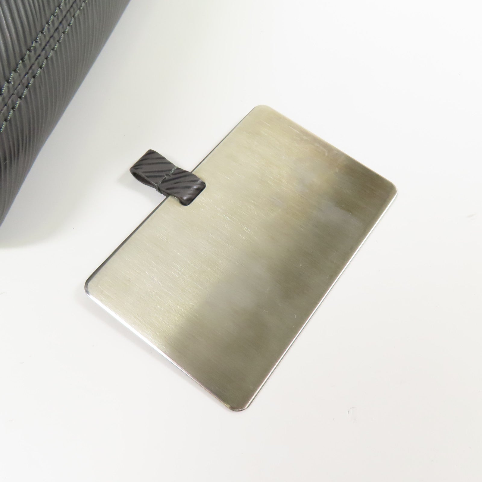 LOUIS VUITTON Epi Twist MM肩背袋