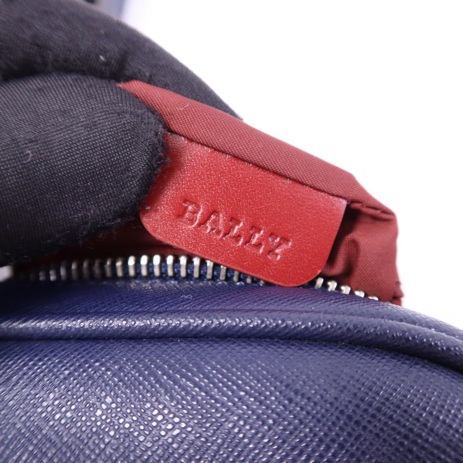 BALLY 牛皮皮革Shoulder Bag銀扣肩背袋