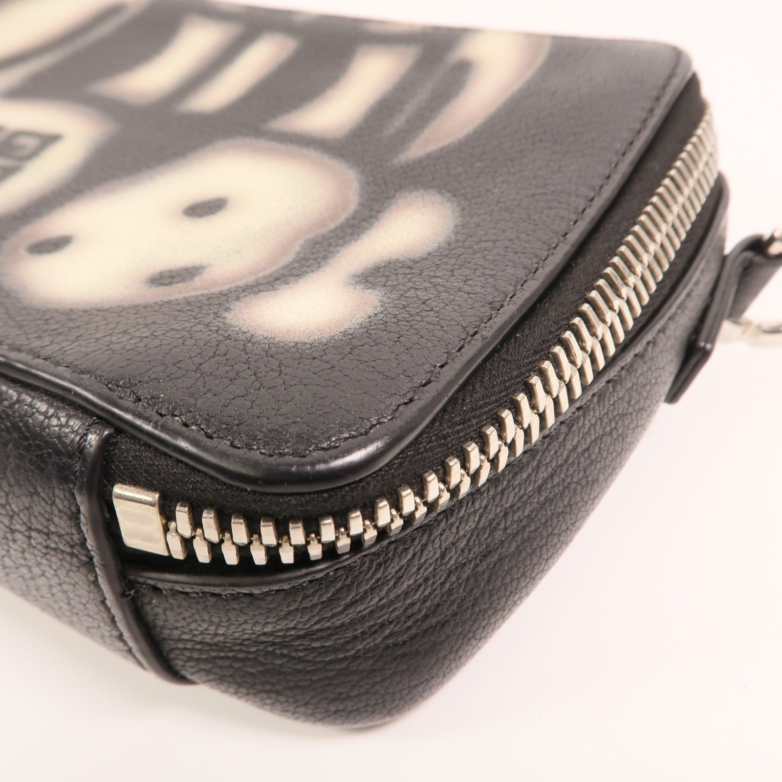 GIVENCHY 牛皮皮革Shoulder Bag銀扣肩背袋