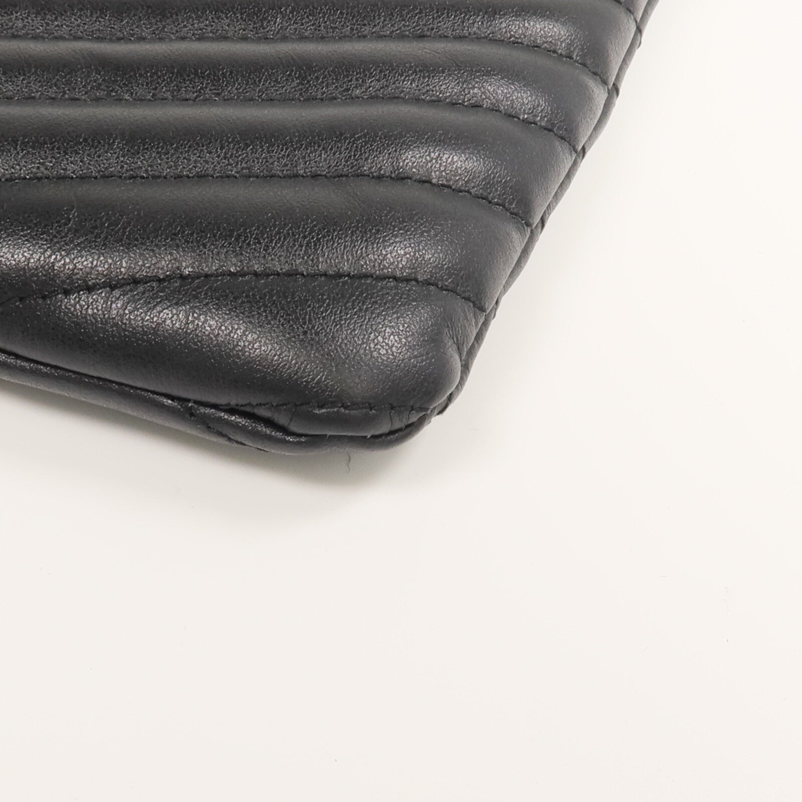 SAINT LAURENT 牛皮皮革Pouch手拿包