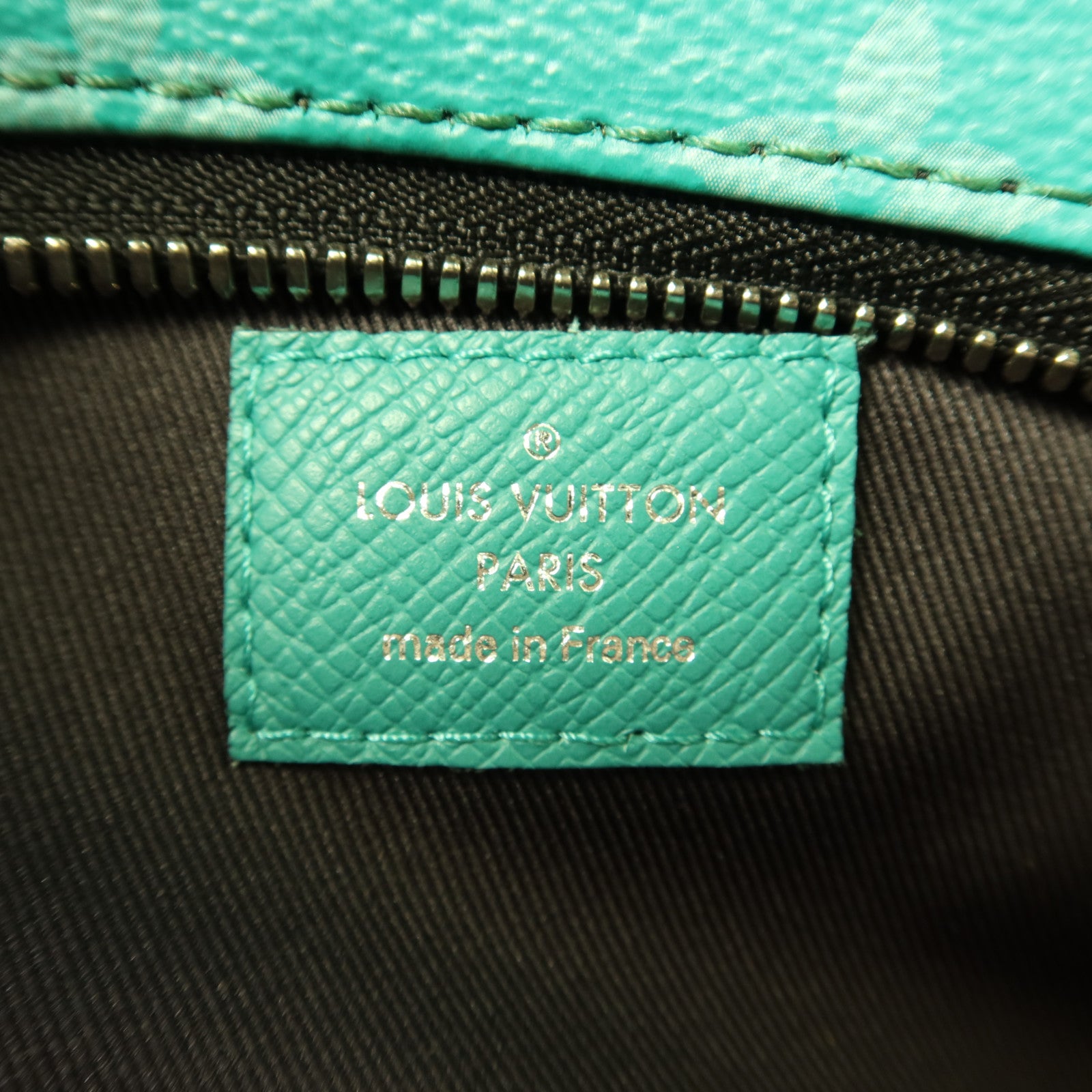 LOUIS VUITTON Tigarama Discovery PM銀扣背包