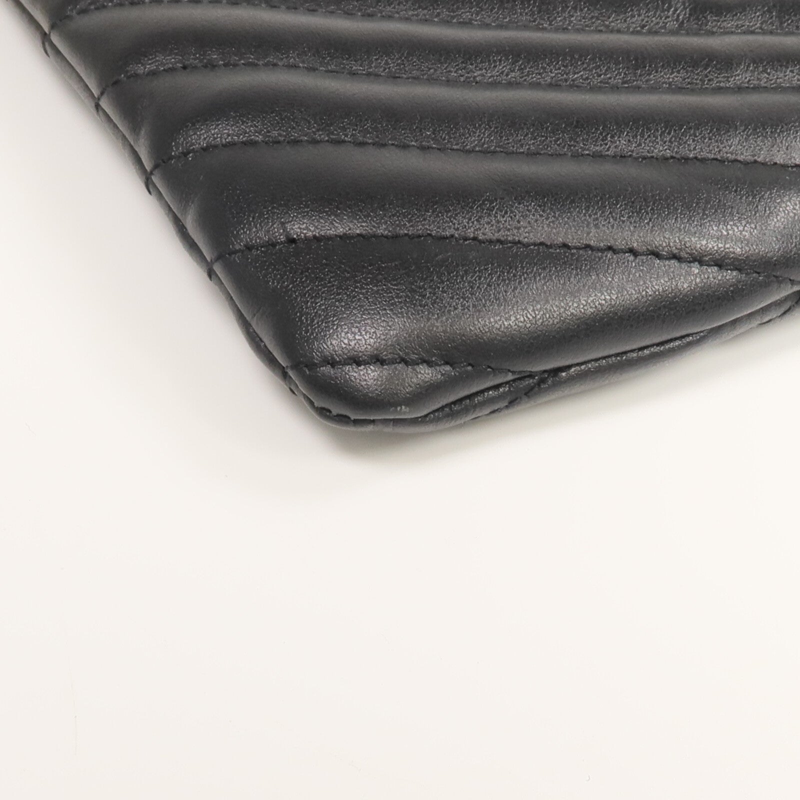 SAINT LAURENT 牛皮皮革Pouch手拿包