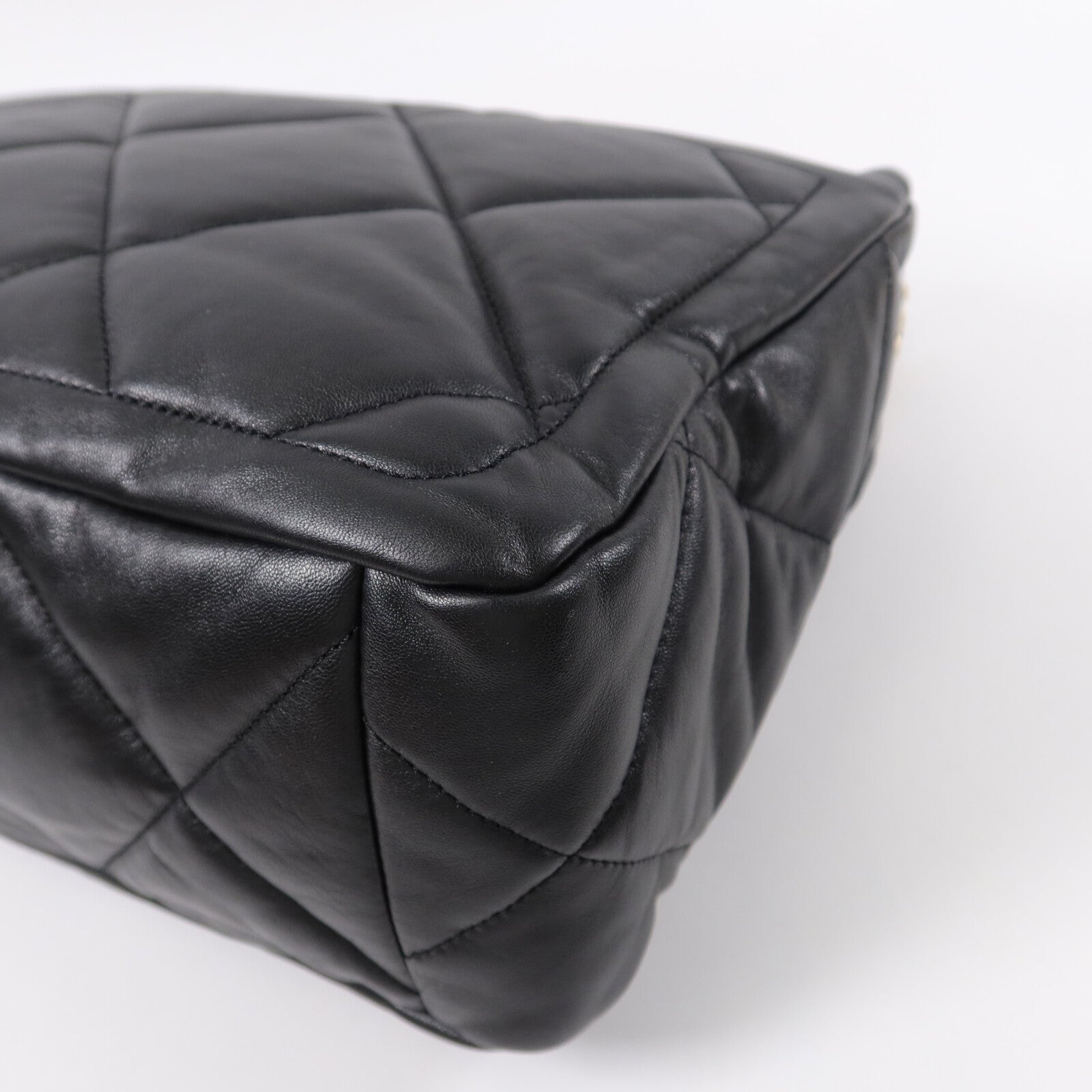 CHANEL 羊皮皮革25K Flap Bag Large鏈帶肩背袋