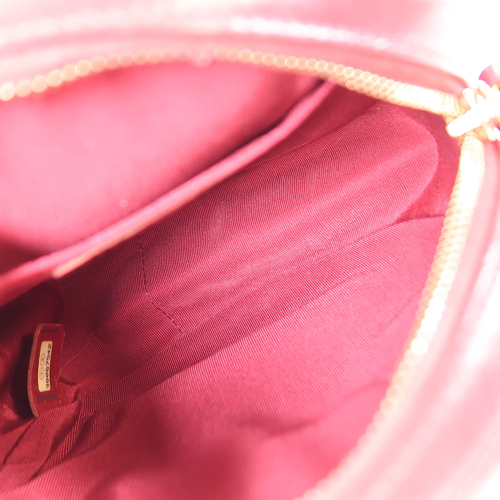 CHANEL 牛皮皮革Chain Shoulder金扣鏈帶肩背袋