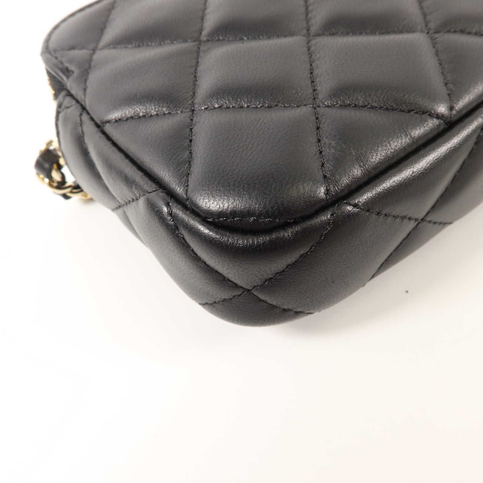 CHANEL 羊皮皮革Chain Shoulder金扣鏈帶肩背袋