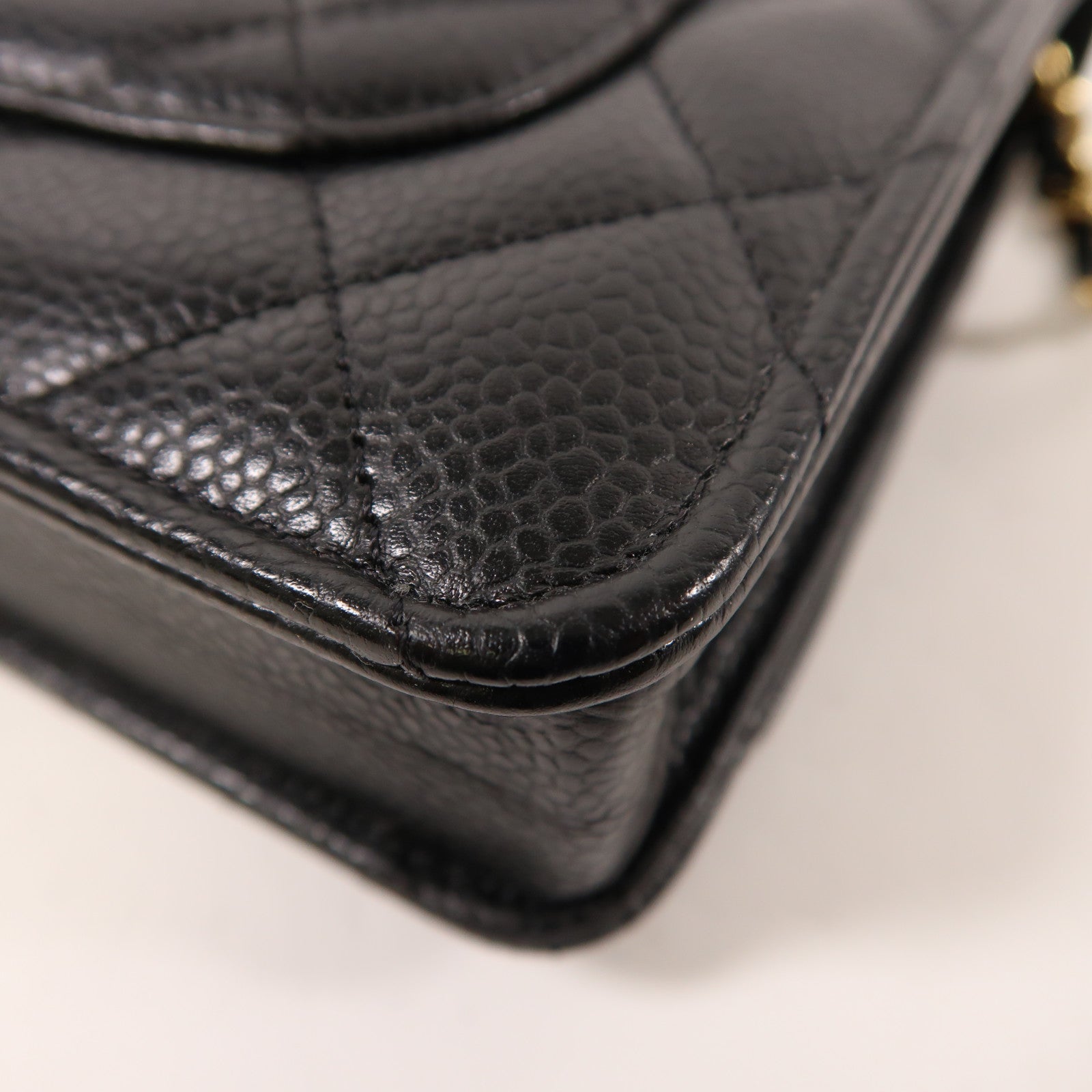 CHANEL 牛皮皮革WOC Wallet On Chain金扣鏈帶肩背袋