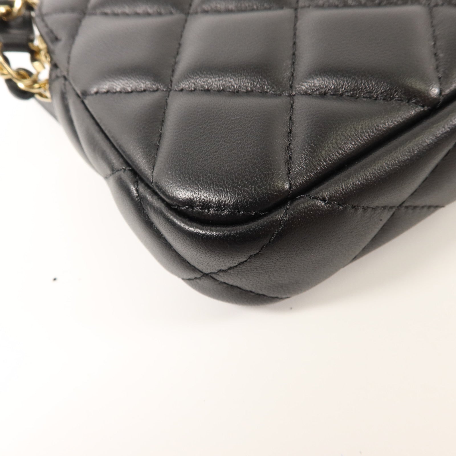 CHANEL 羊皮皮革Chain Shoulder金扣鏈帶肩背袋