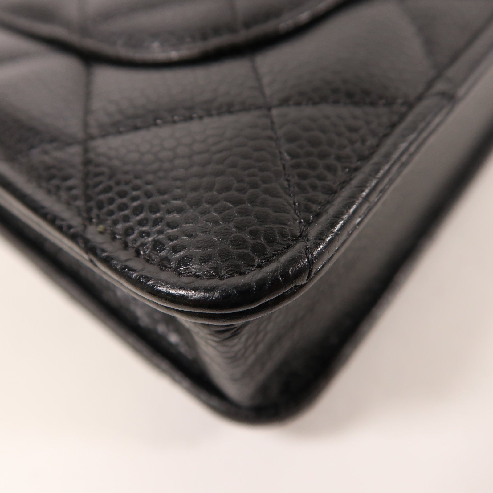 CHANEL 牛皮皮革WOC Wallet On Chain金扣鏈帶肩背袋
