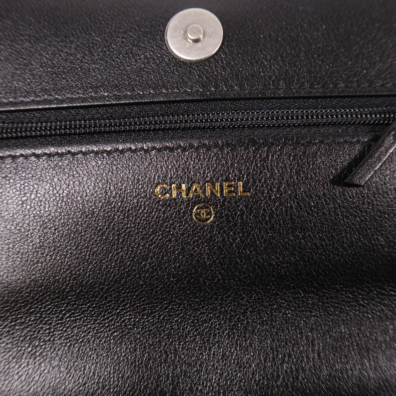CHANEL 羊皮皮革19 Wallet On Chain手挽肩背兩用袋黑色