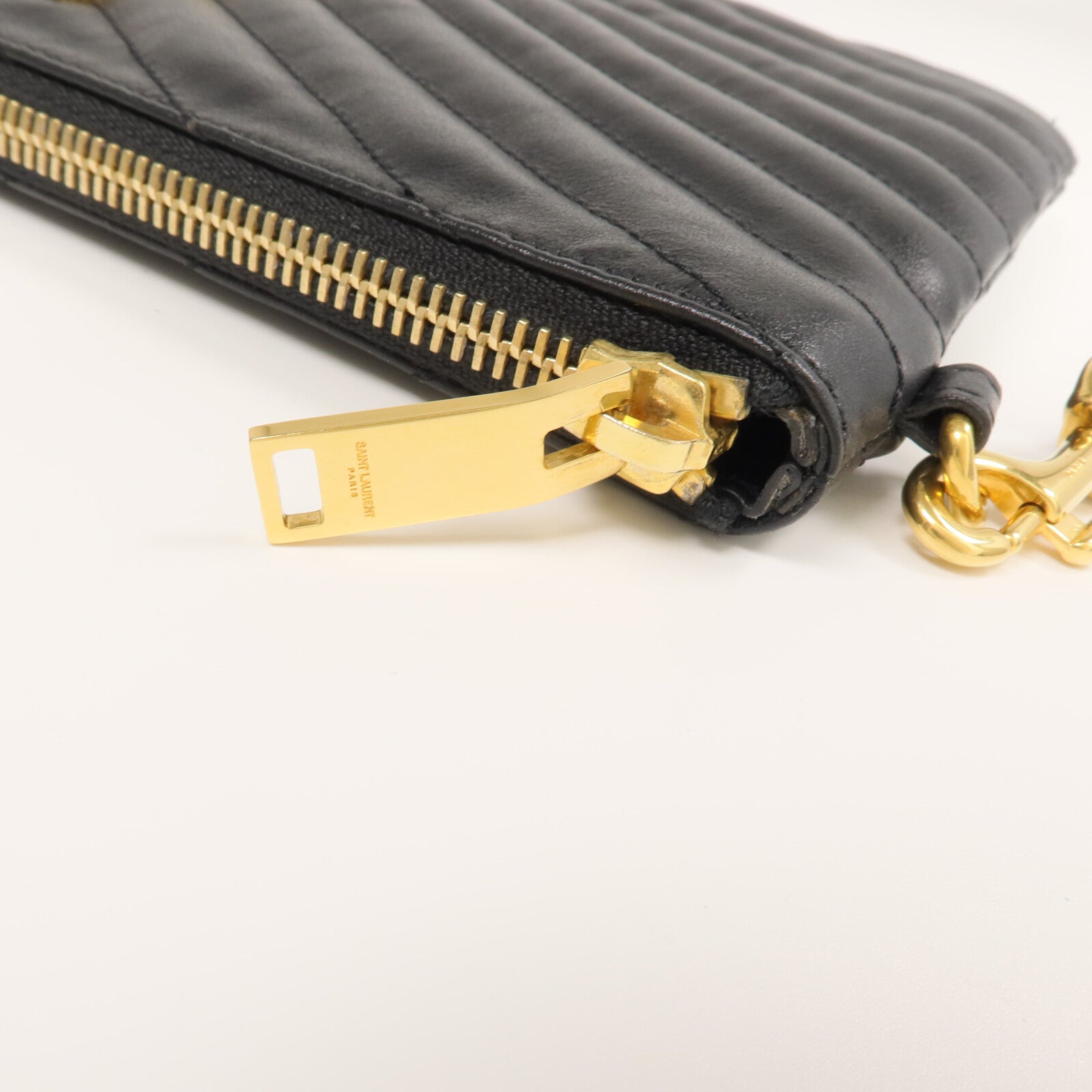 SAINT LAURENT 牛皮皮革Pouch手拿包
