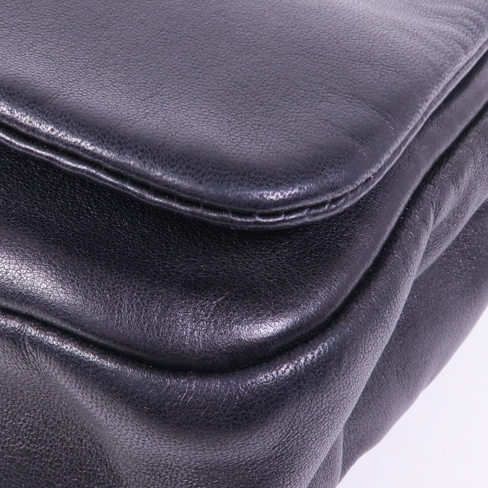 CHANEL 羊皮皮革Shoulder Bag銀扣肩背袋